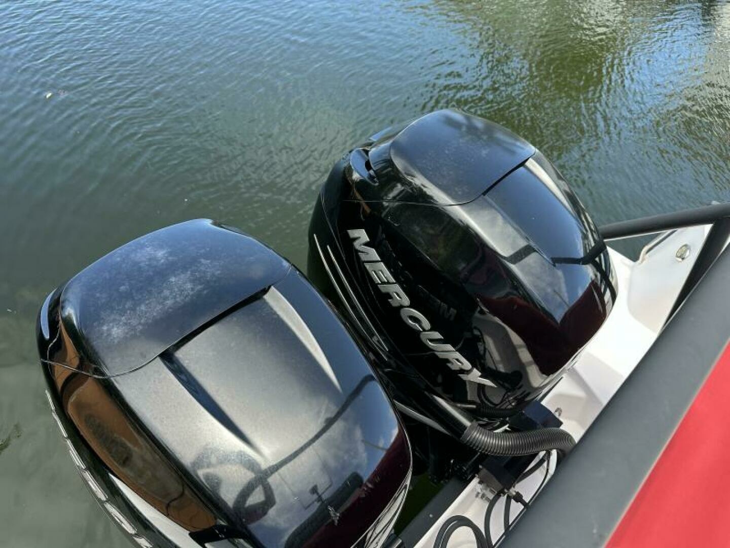 2021 Axopar 37 XC Cross Cabin Brabus - Image 6
