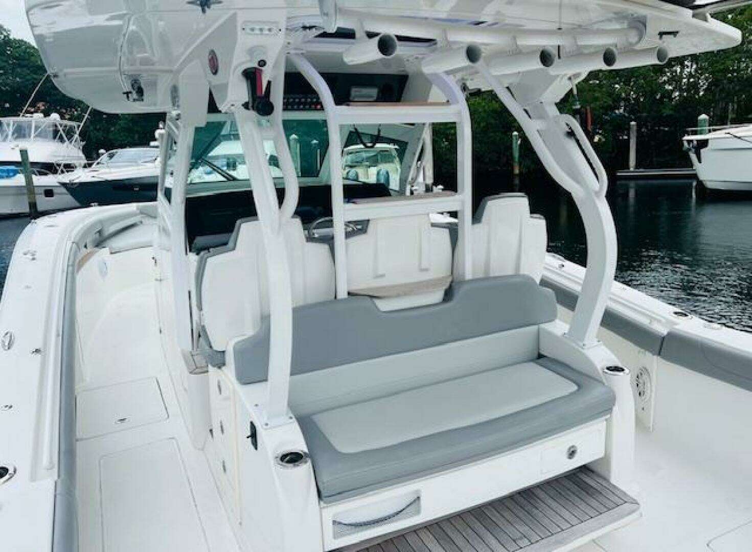 2018 Scout 380 LXF - Image 40
