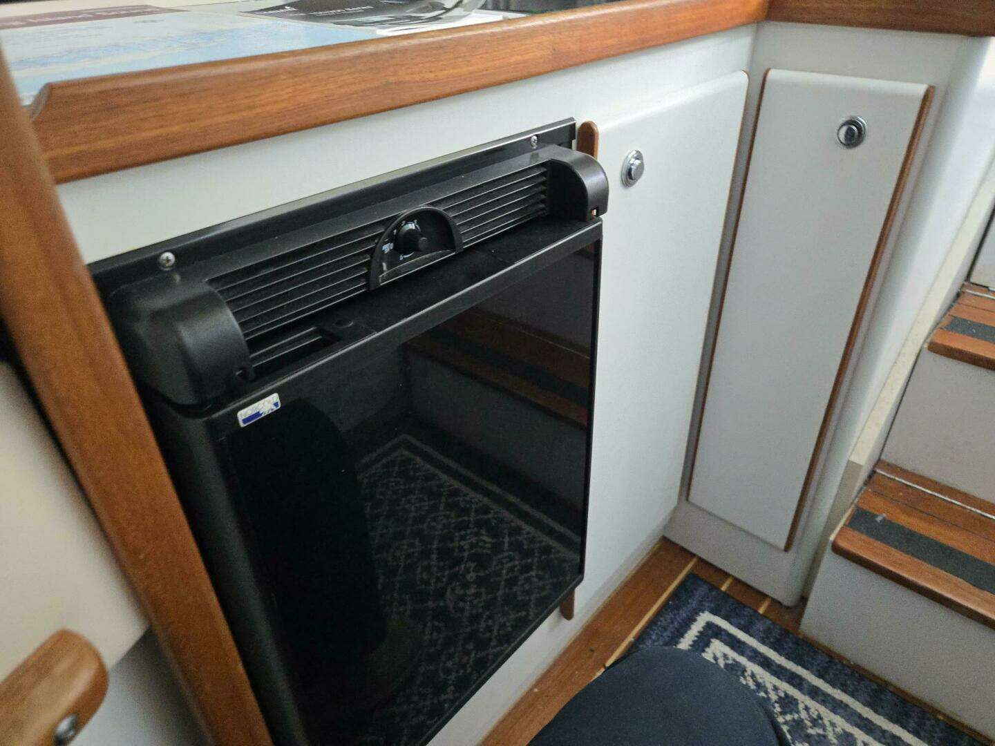 1998 Tiara Yachts Coronet - Image 7