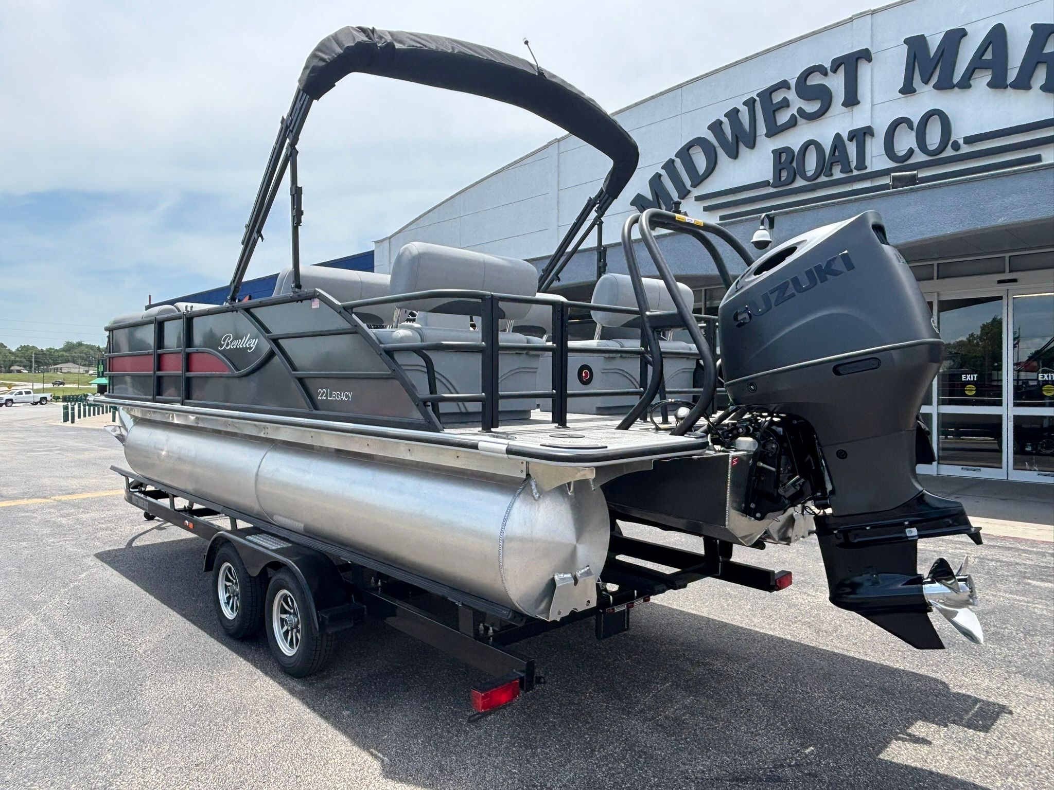 2027 Bentley Pontoons 223 LEGACY QSB - 4