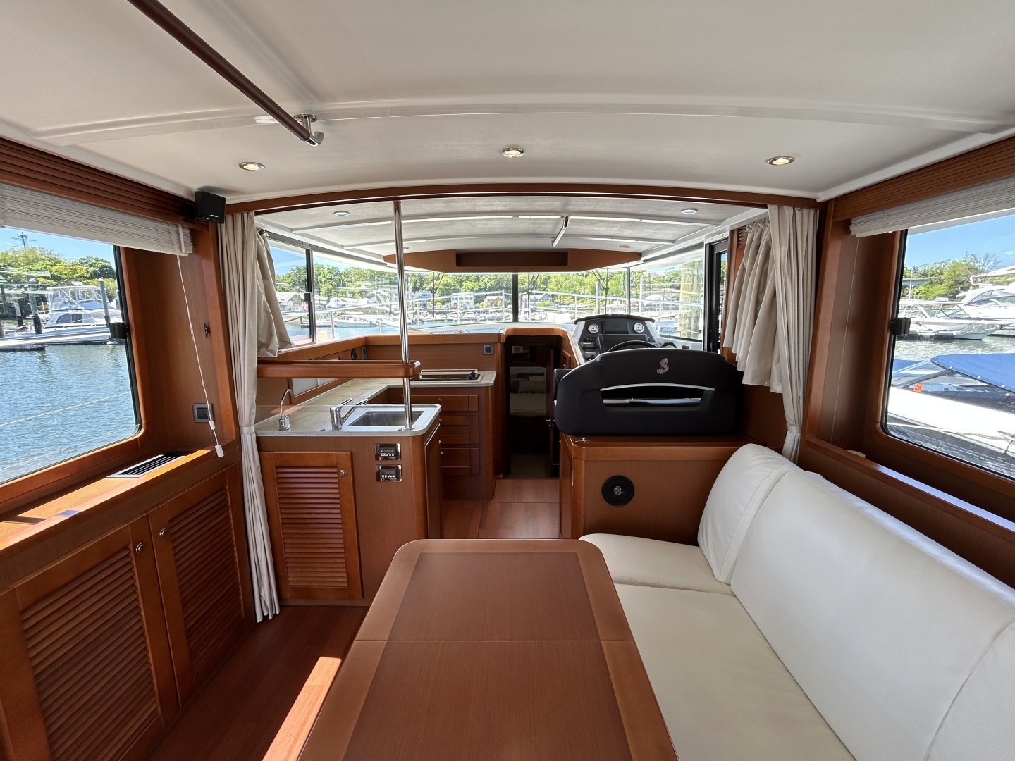 2018 Beneteau 44 Swift Trawler - Image 9