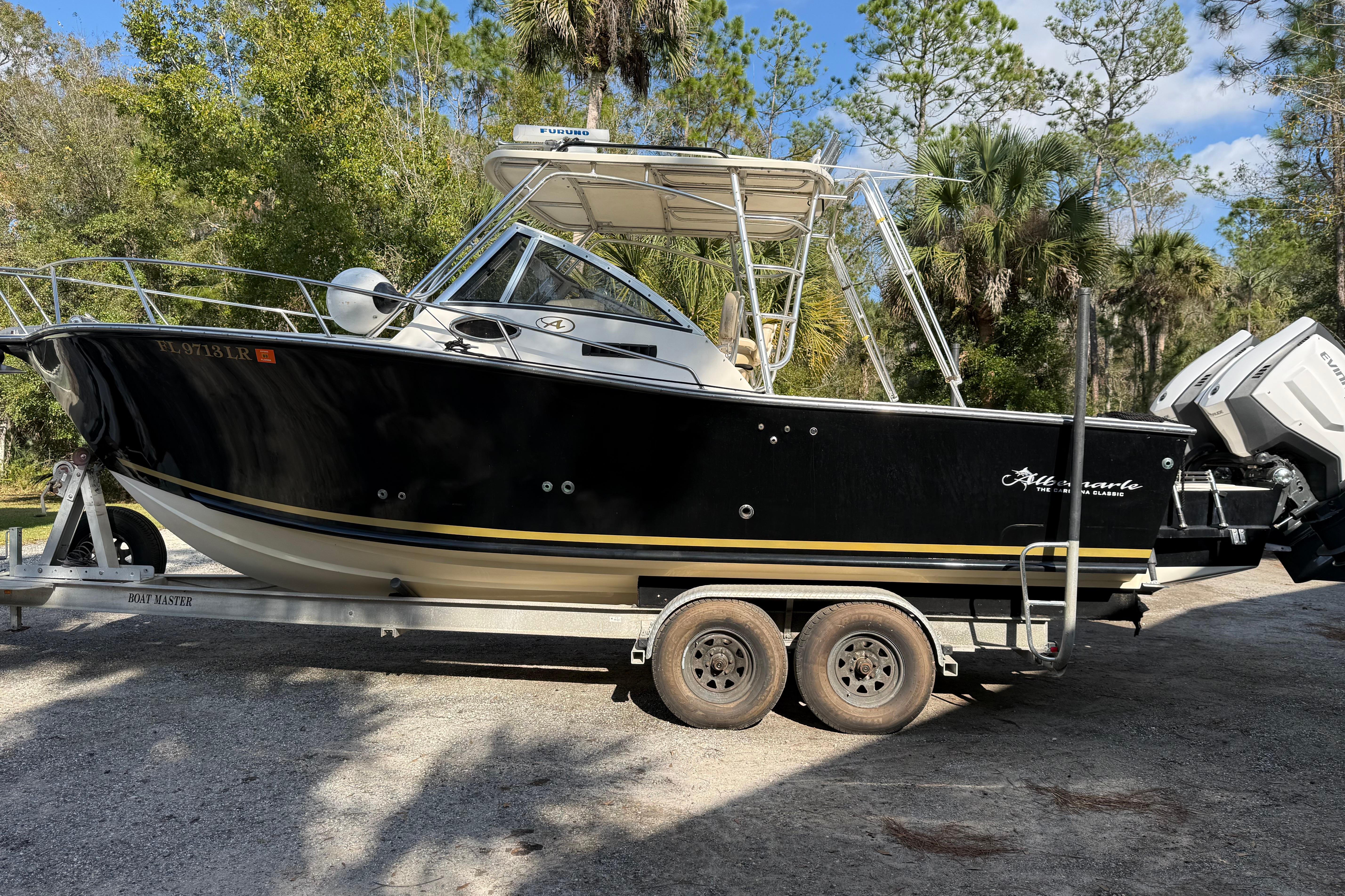 2002 Albemarle 265 Express Fisherman