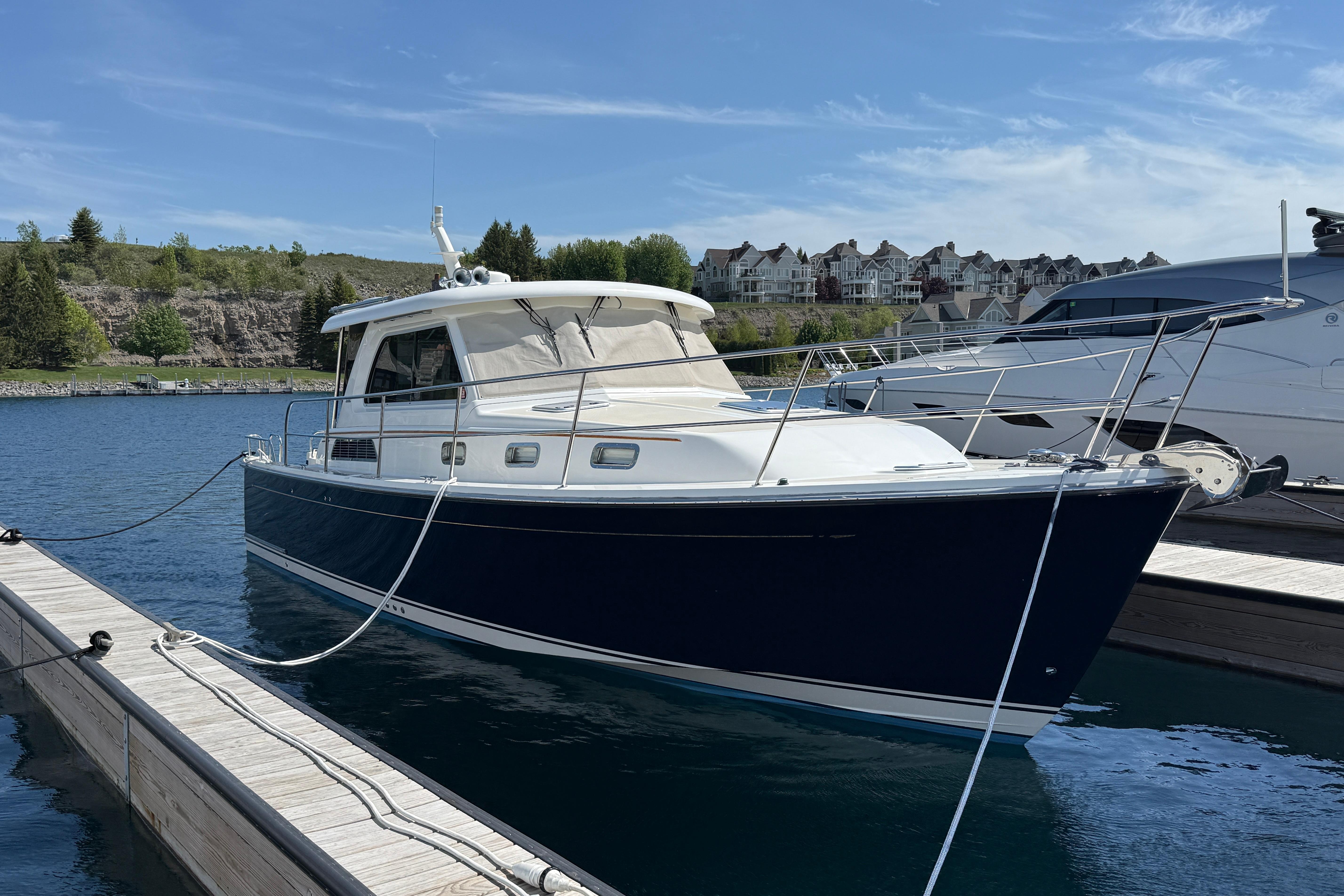 2017 Sabre 38 Salon Express