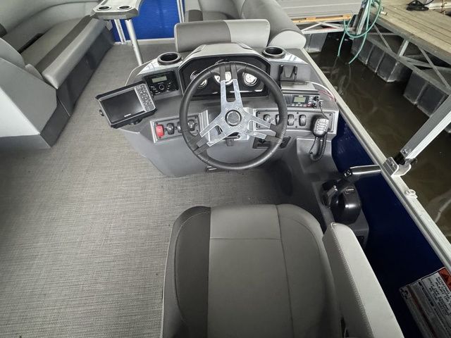 2024 Bennington 22 SVSR - 11