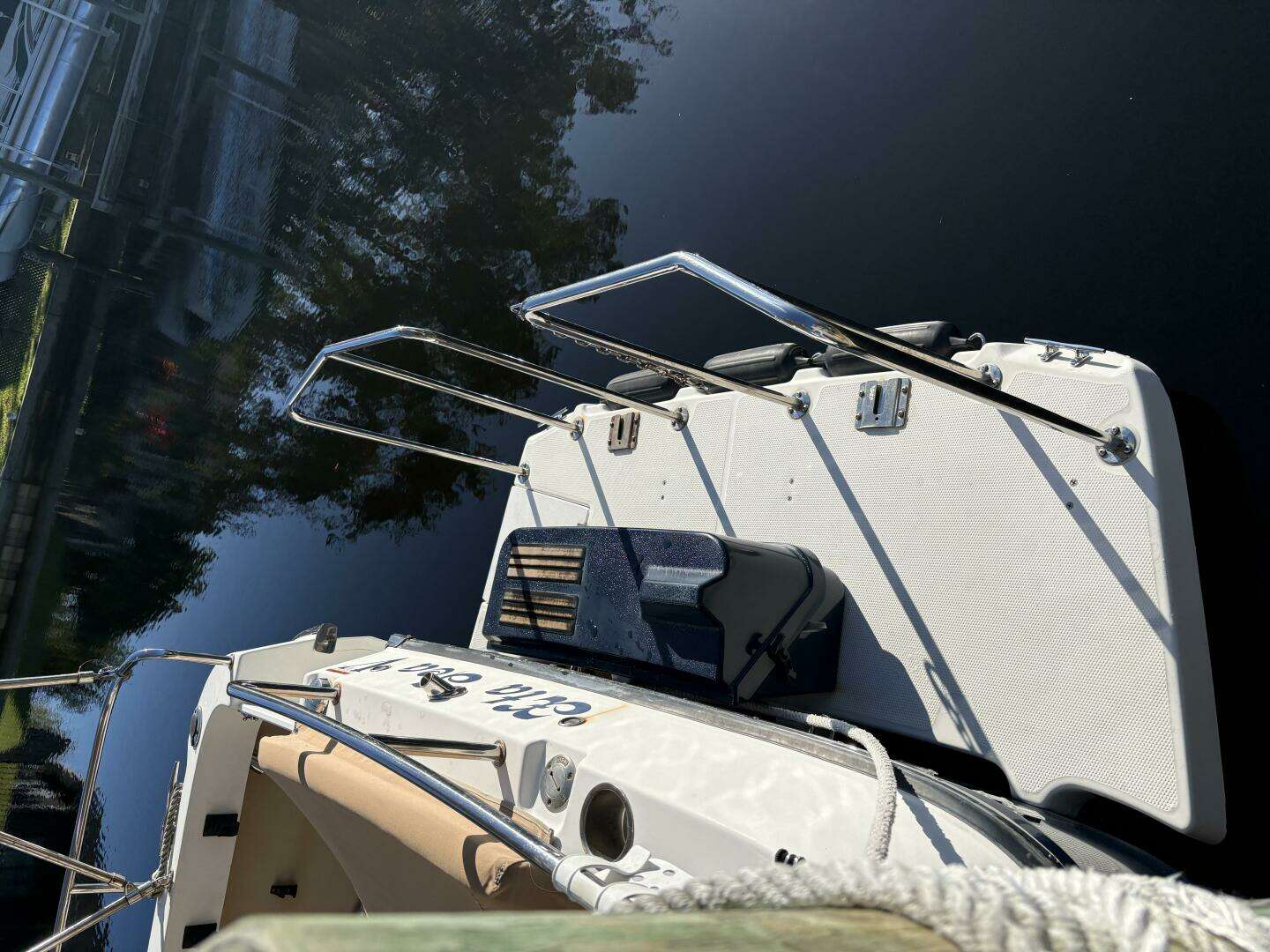 2014 Ranger Tugs R-27 - Image 12