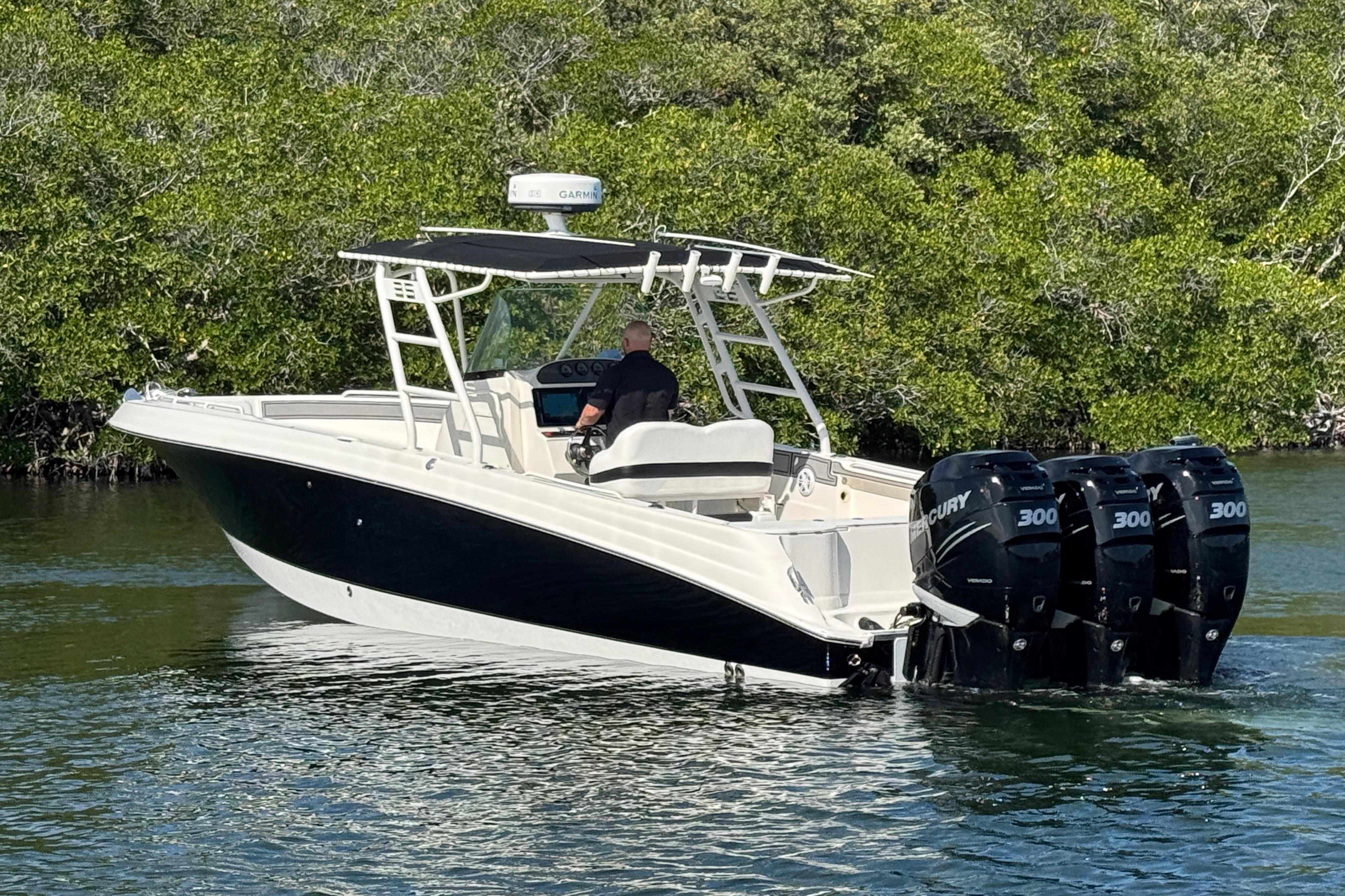 2014 Wellcraft 35 Scarab Tournament
