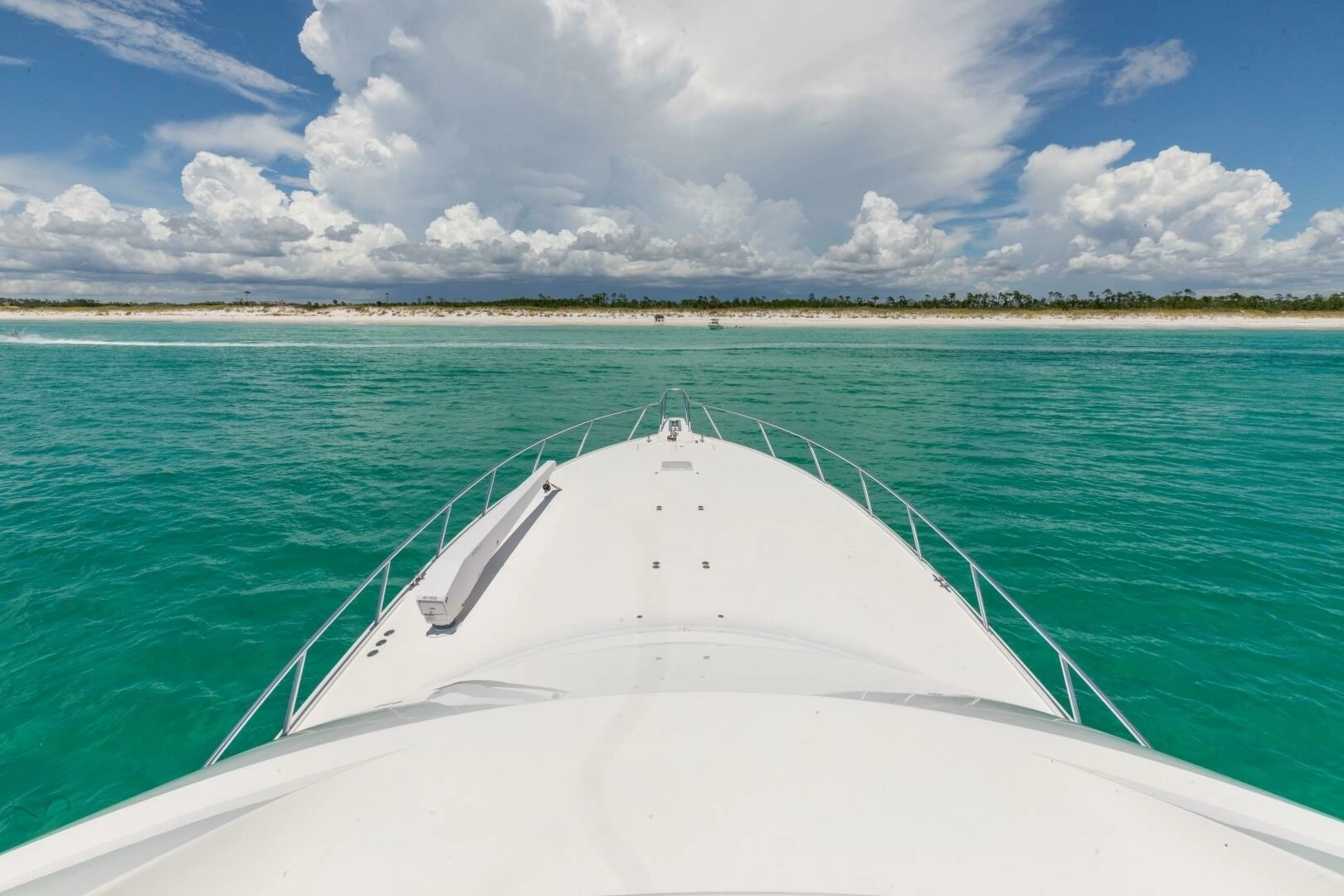 2015 Viking 70 Convertible - Image 35