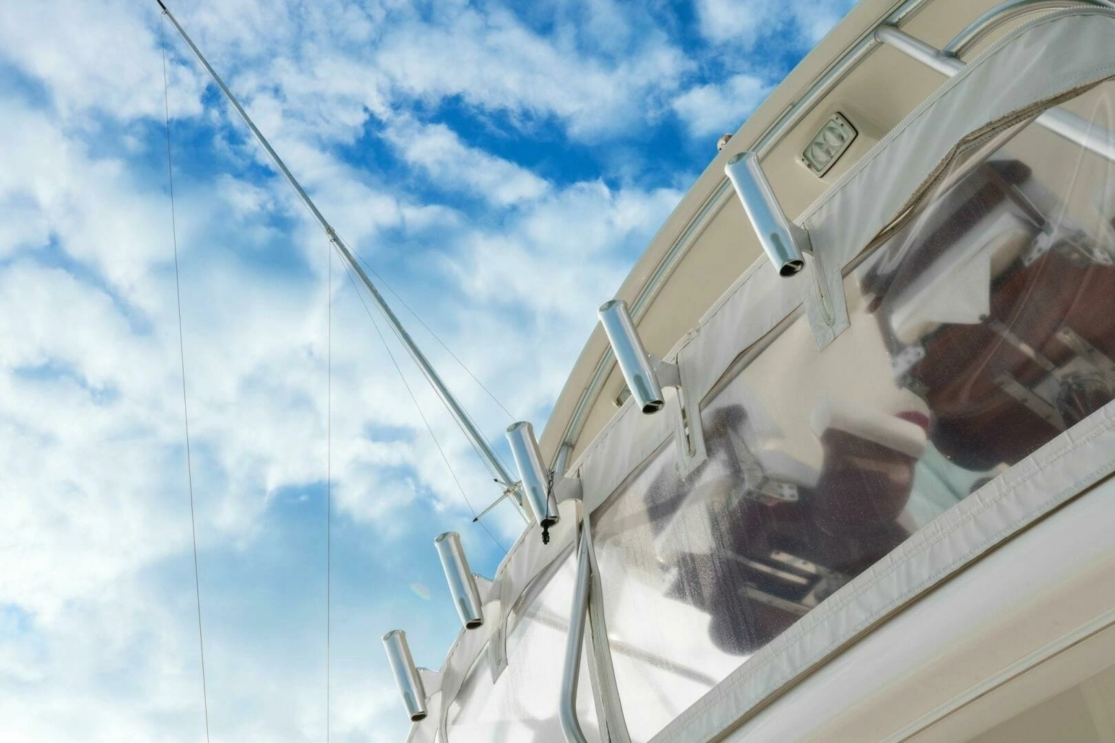 2013 Tiara Yachts 3900 Convertible - Image 40