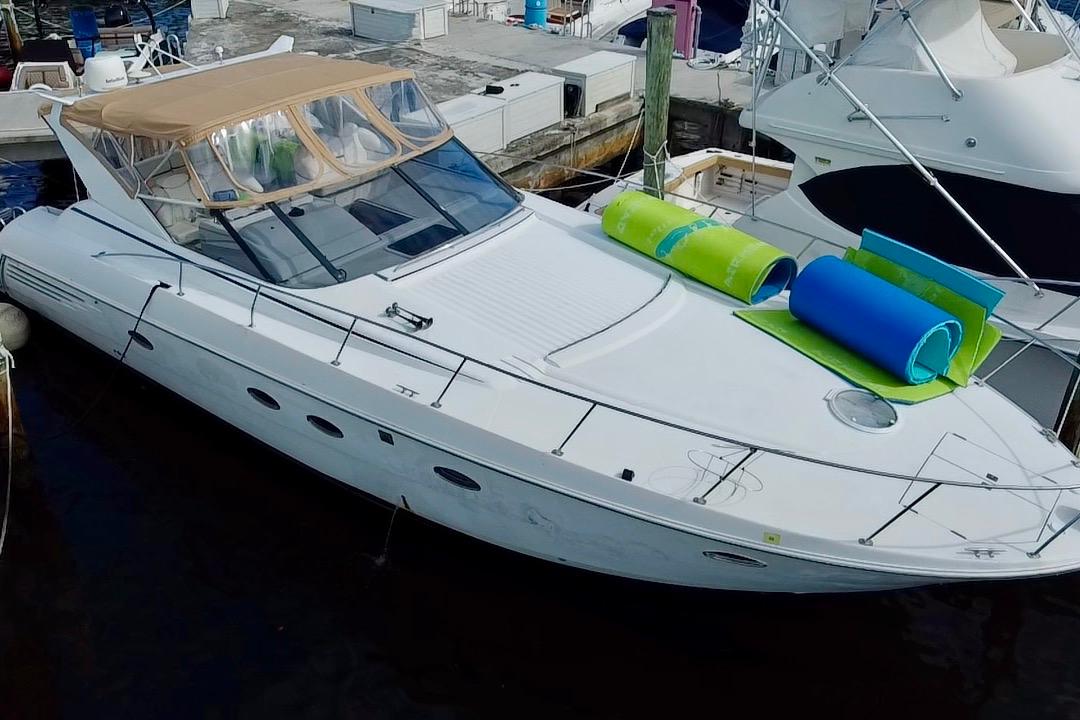 2000 Trojan 440 Express