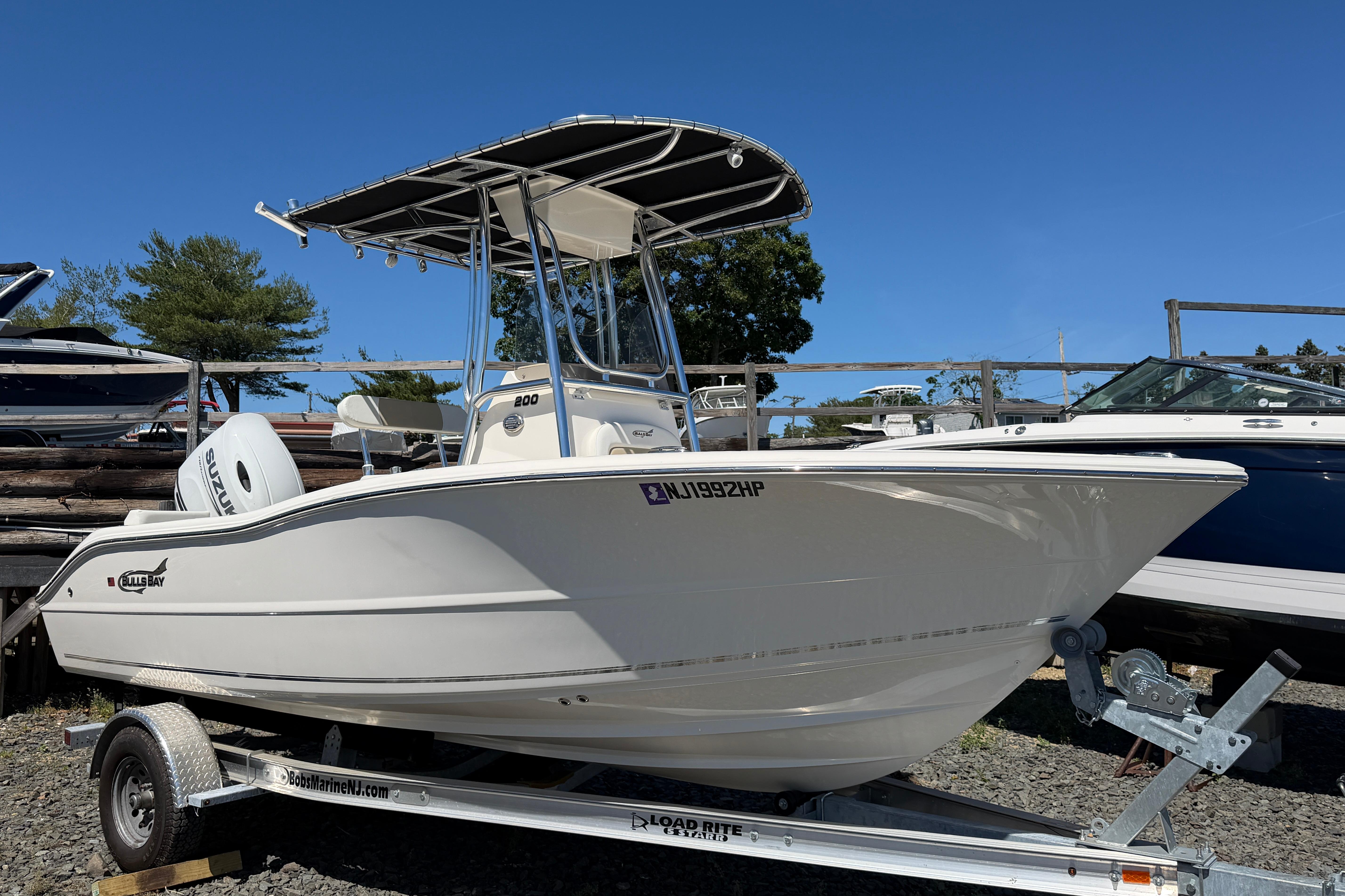 2023 Bulls Bay 200 Center Console