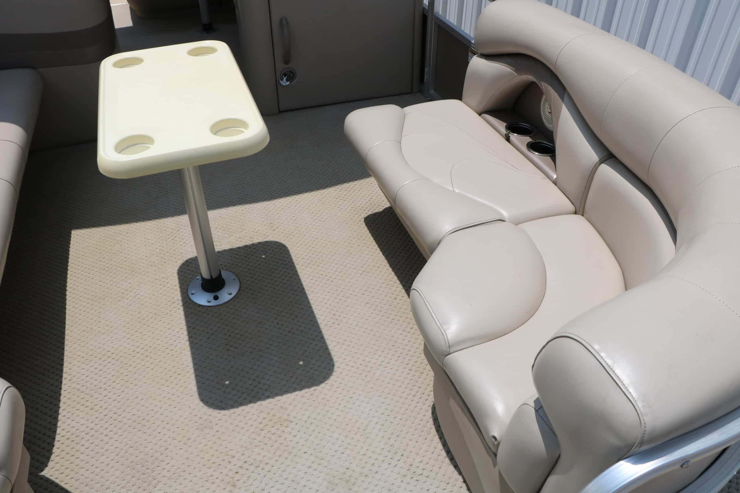 2011 Starcraft Stardeck 226 CRUISE N FISH - 17