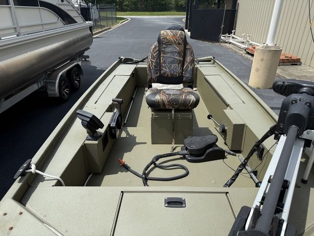 2015 Lowe Multi-Species Series Stryker 16 SS - 8