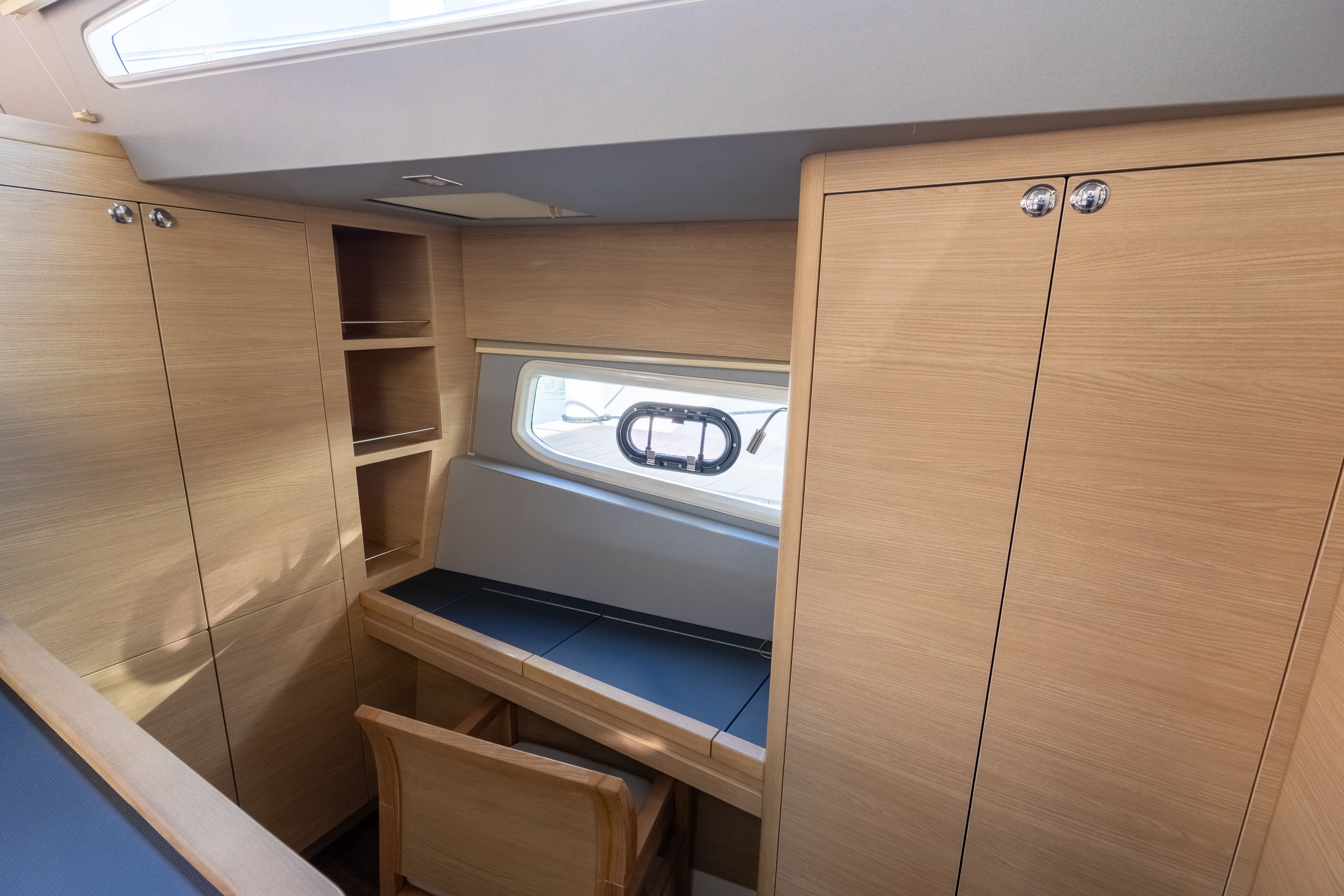 2023 Aquila 44 Yacht - 40