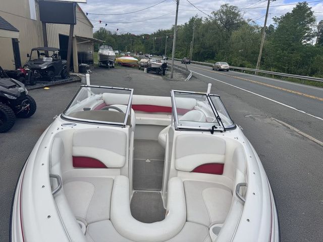2004 Larson SEI 180 BOWRIDER 135HP W/Trailer - 6