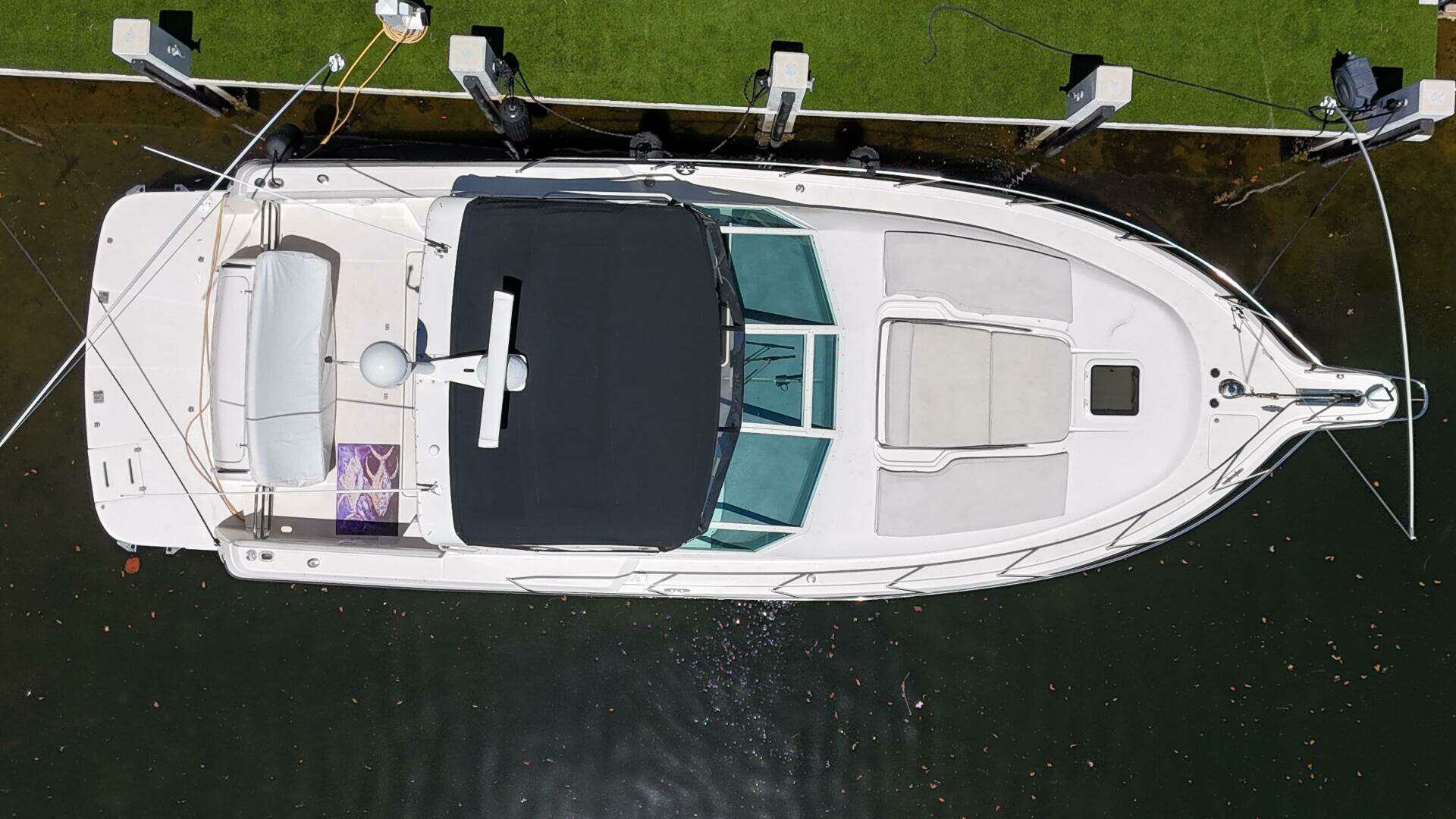 1998 Tiara Yachts 3500 Express - Image 5