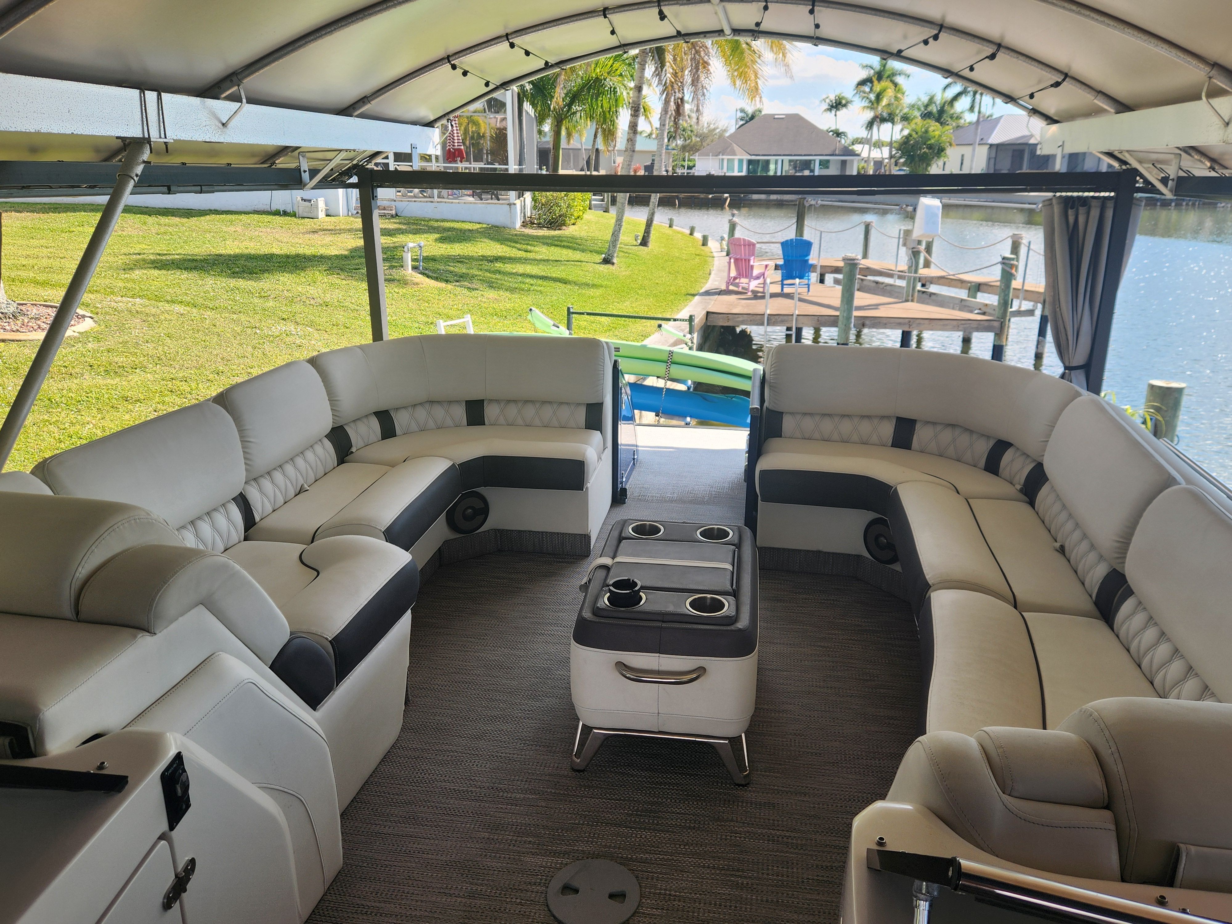 2020 Bennington 30qx - 2