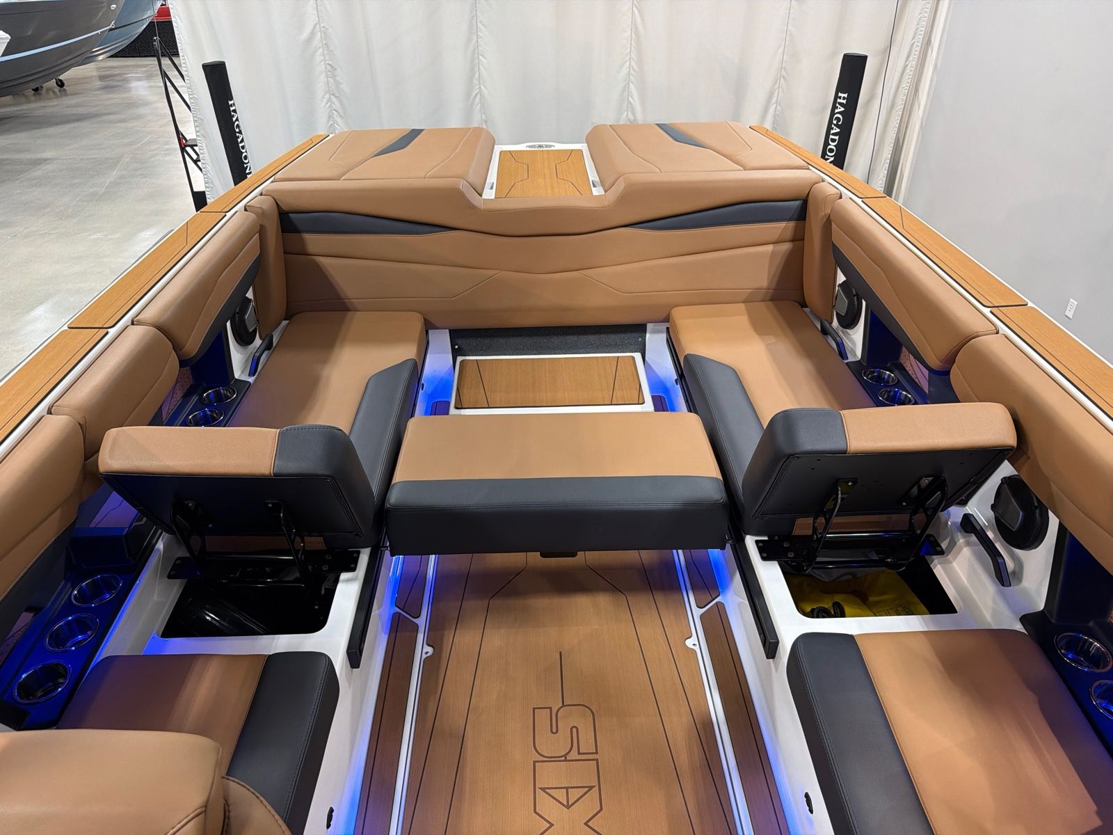 2026 Axis A245 - 16