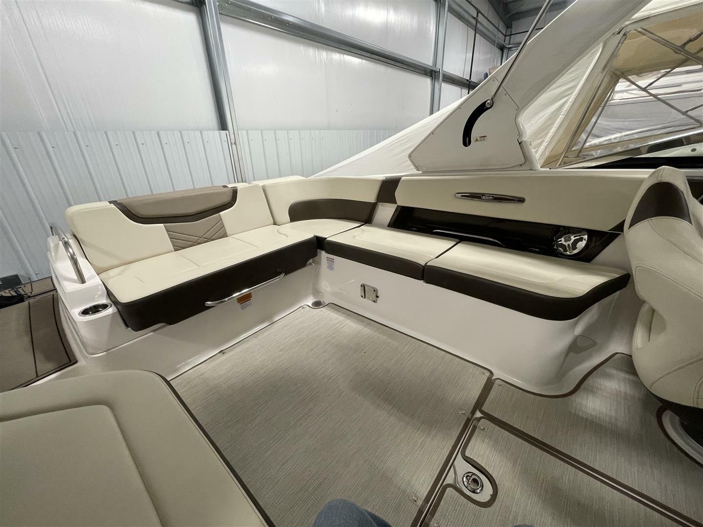 2019 Chaparral 297 SSX - Image 19