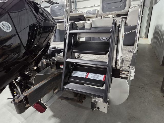 2026 BARLETTA BOATS Cabrio 22M - 5