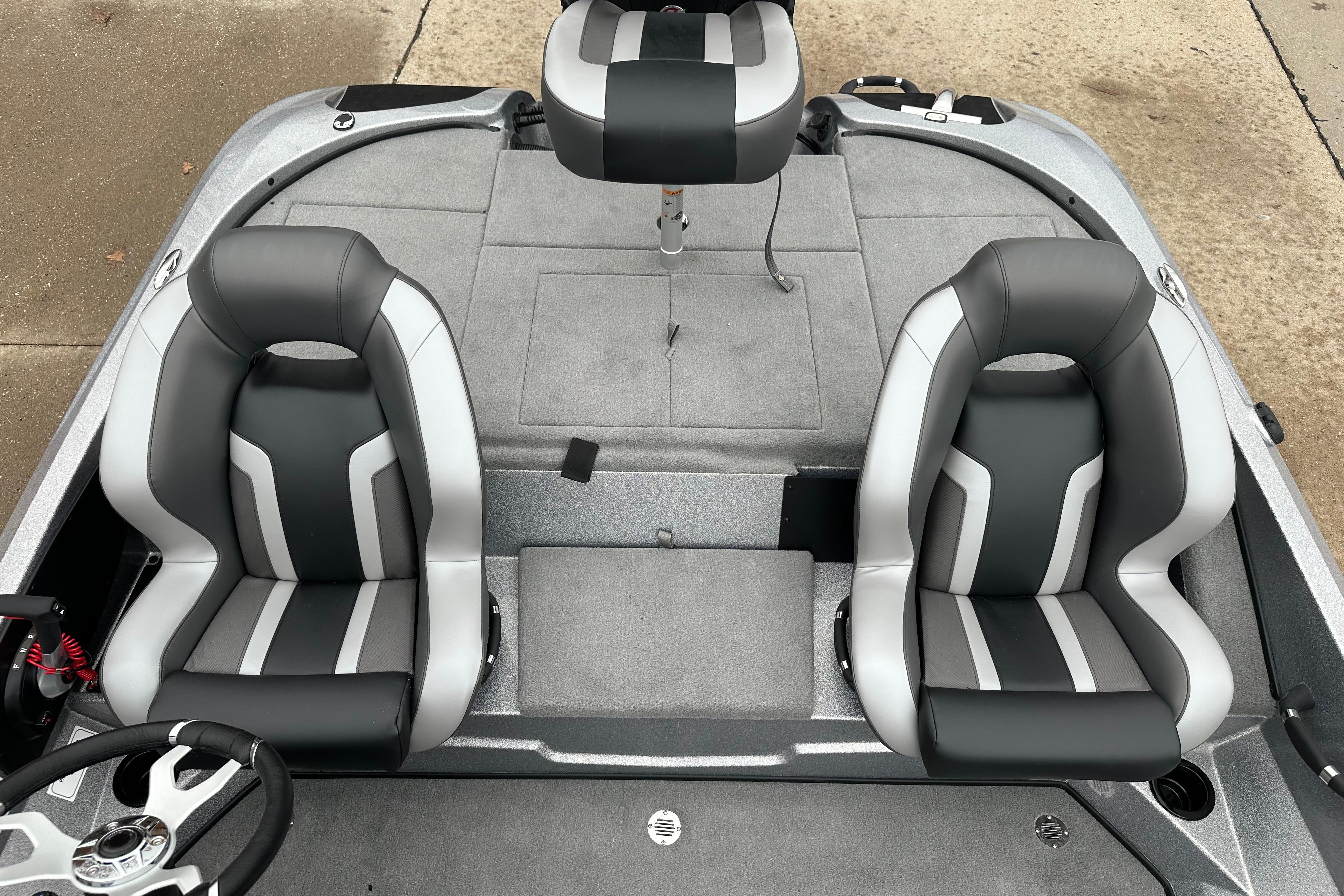 2026 Nitro Z18 boat interior with sleek, modern seating and gray upholstery.