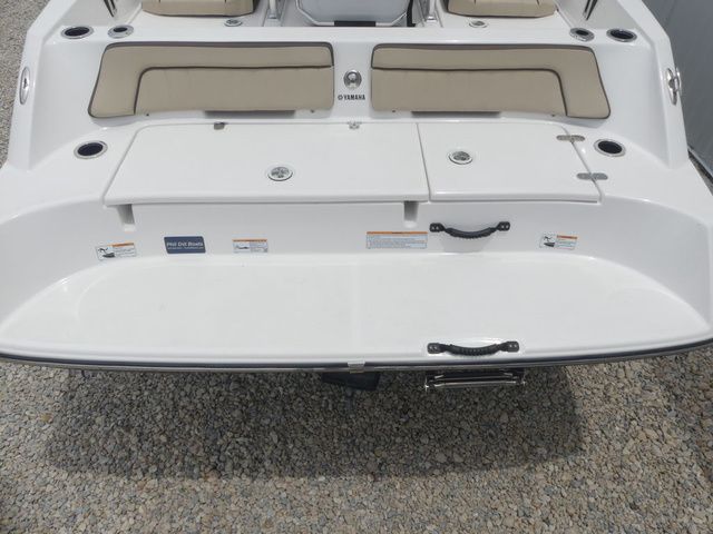 2022 Yamaha Boats 195 FSH Sport - 43