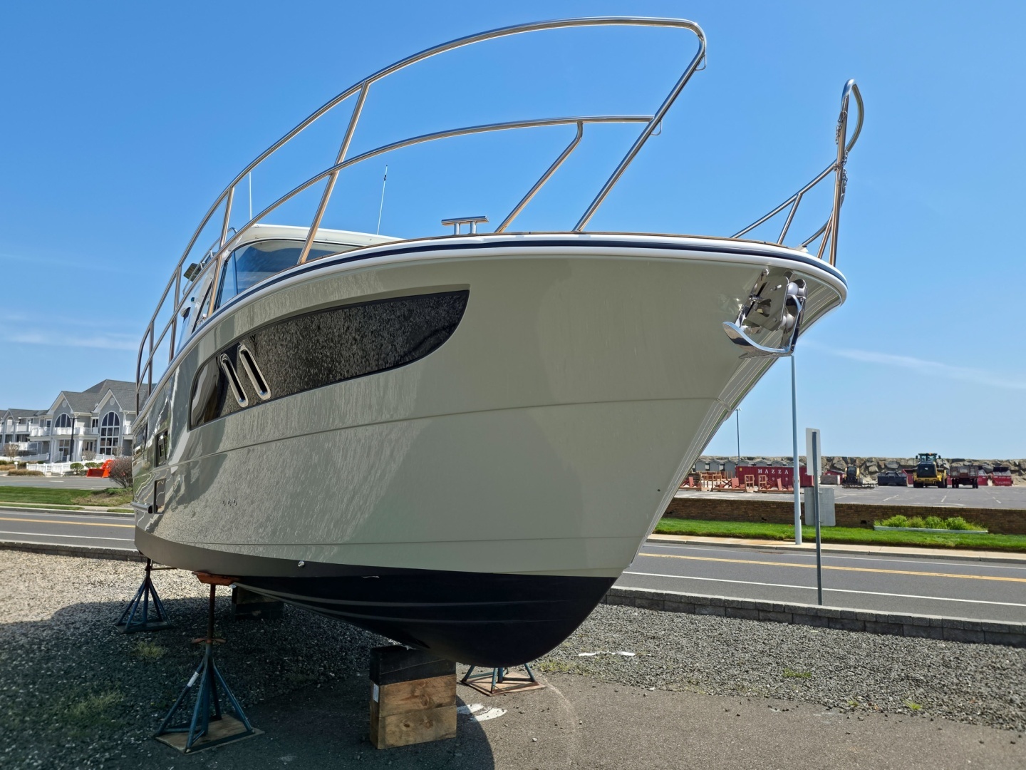 2026 Marex 310 Sun Cruiser - Image 4