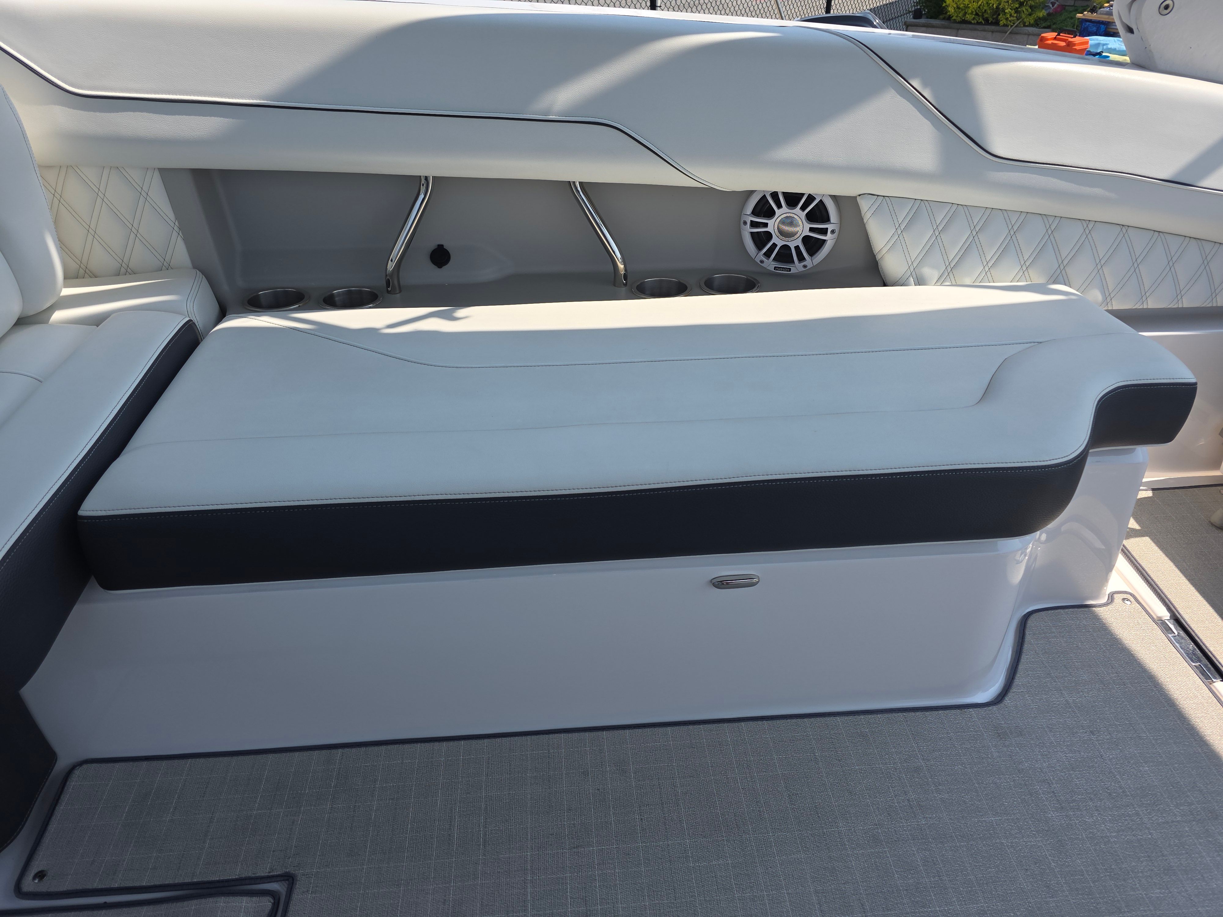 2022 Regal LX6 - 16