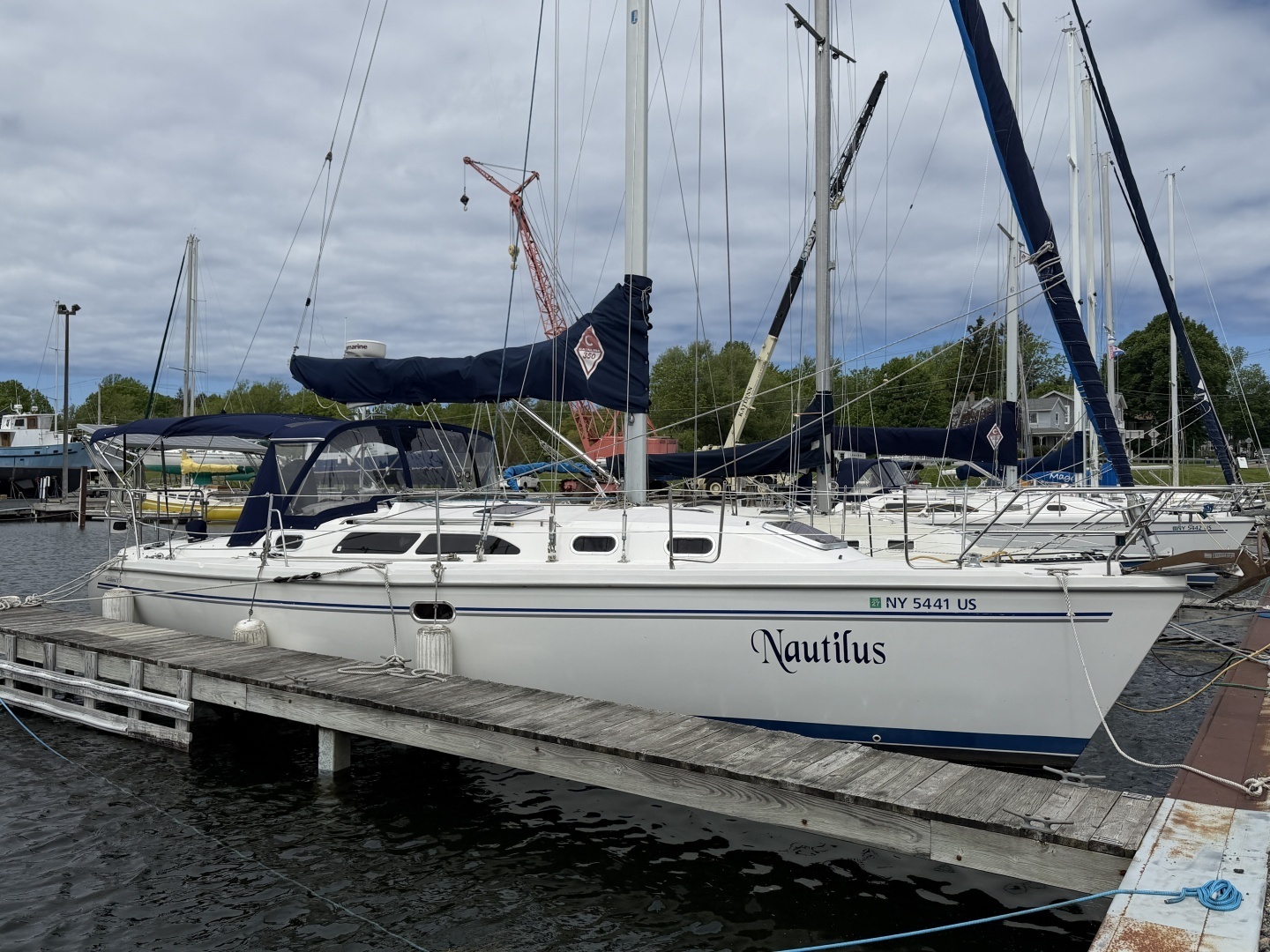 2004 Catalina Catalina 350 - Image 8