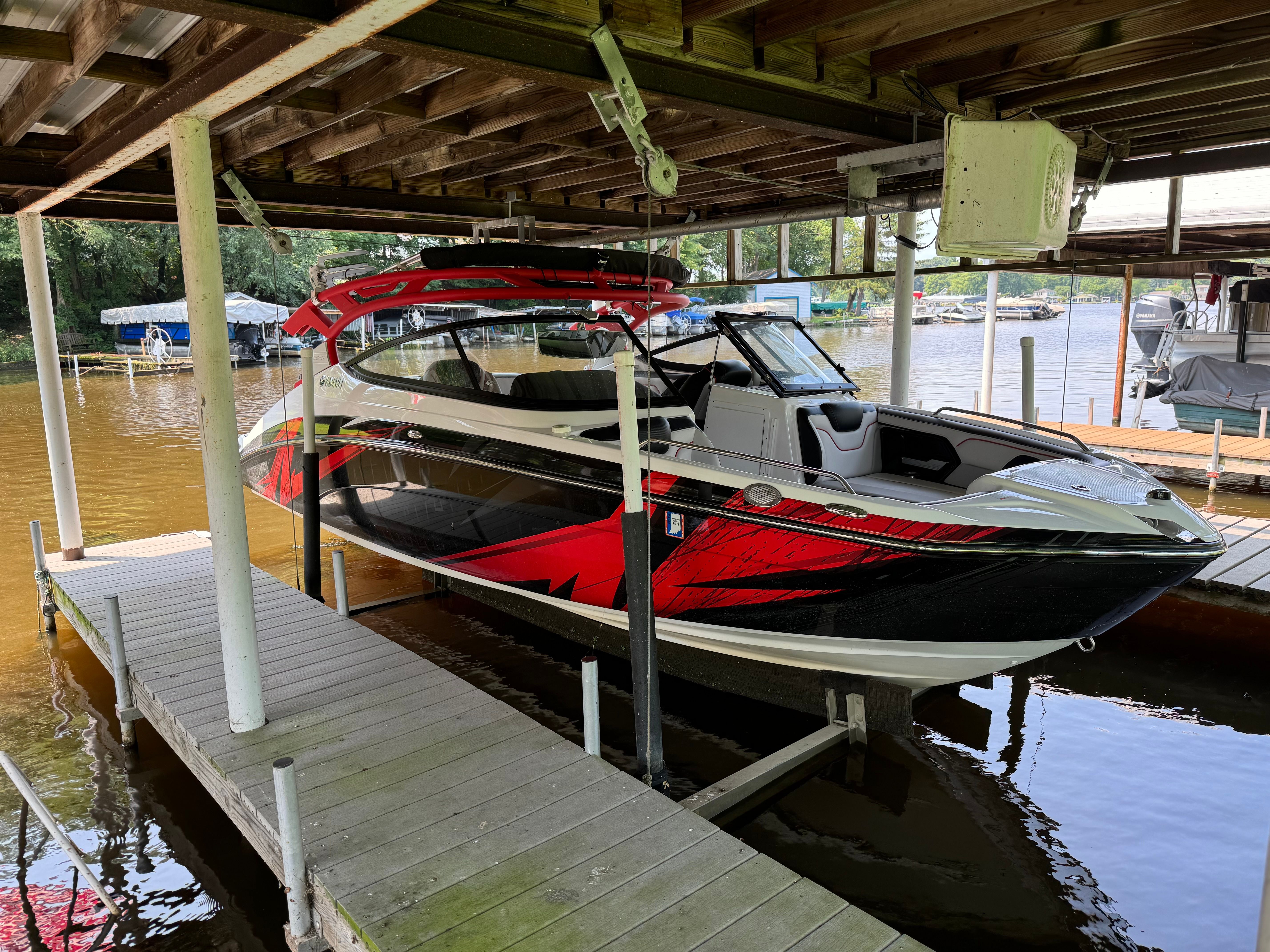2018 Yamaha Boats 212X