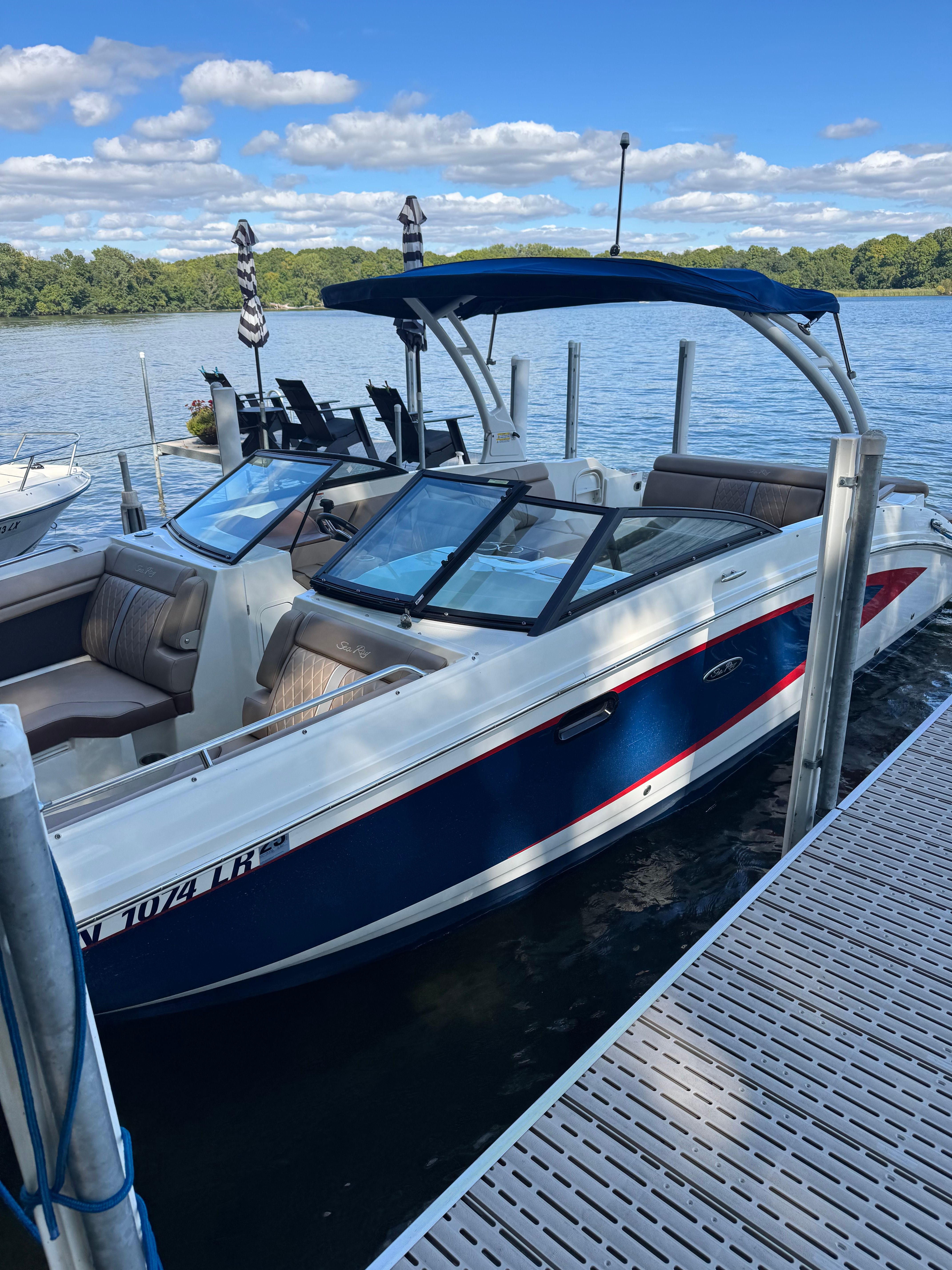 2017 Sea Ray SDX 270 - 2