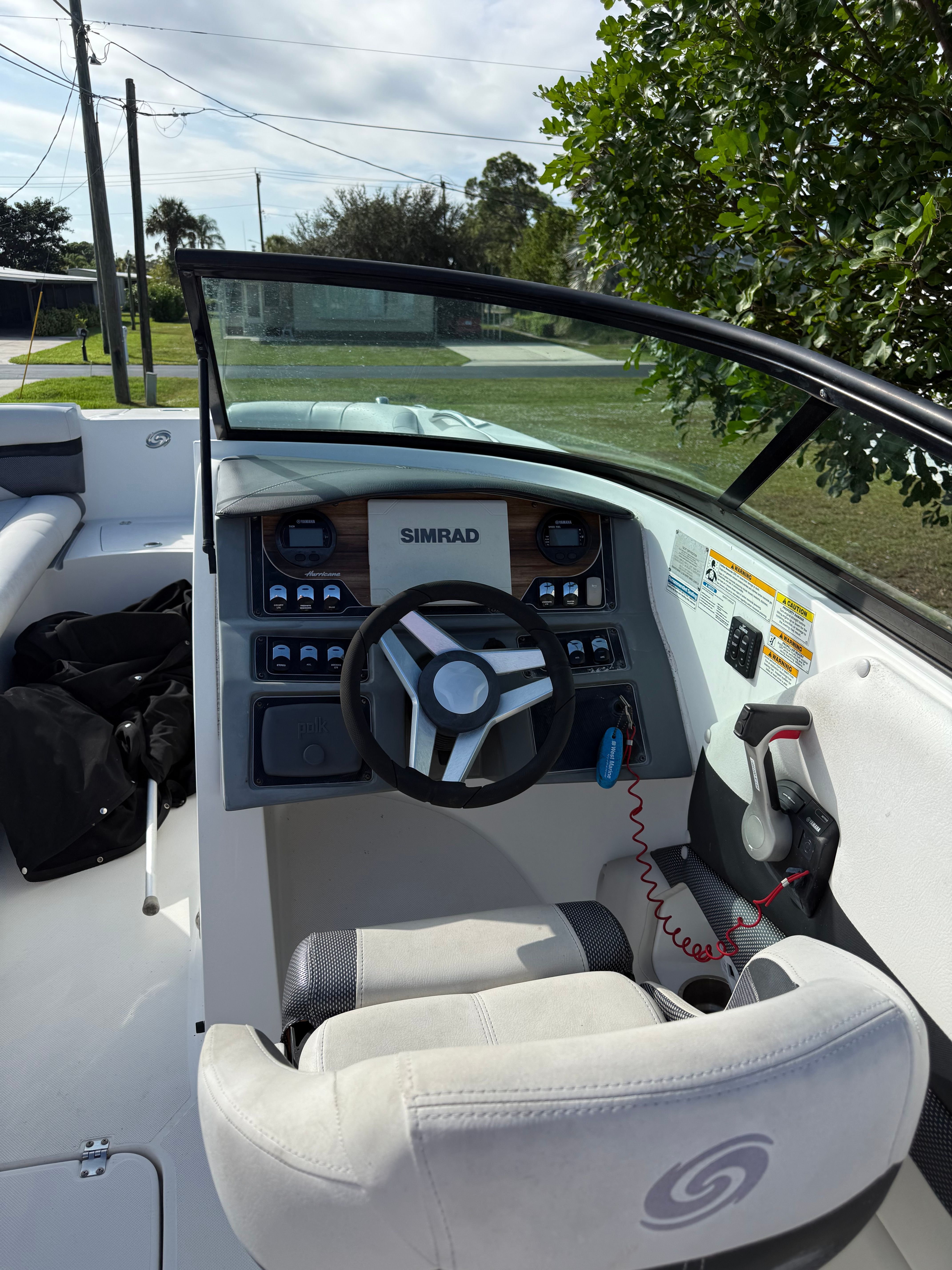 Interior view of 2018 Hurricane SunDeck 2690 OB boat.