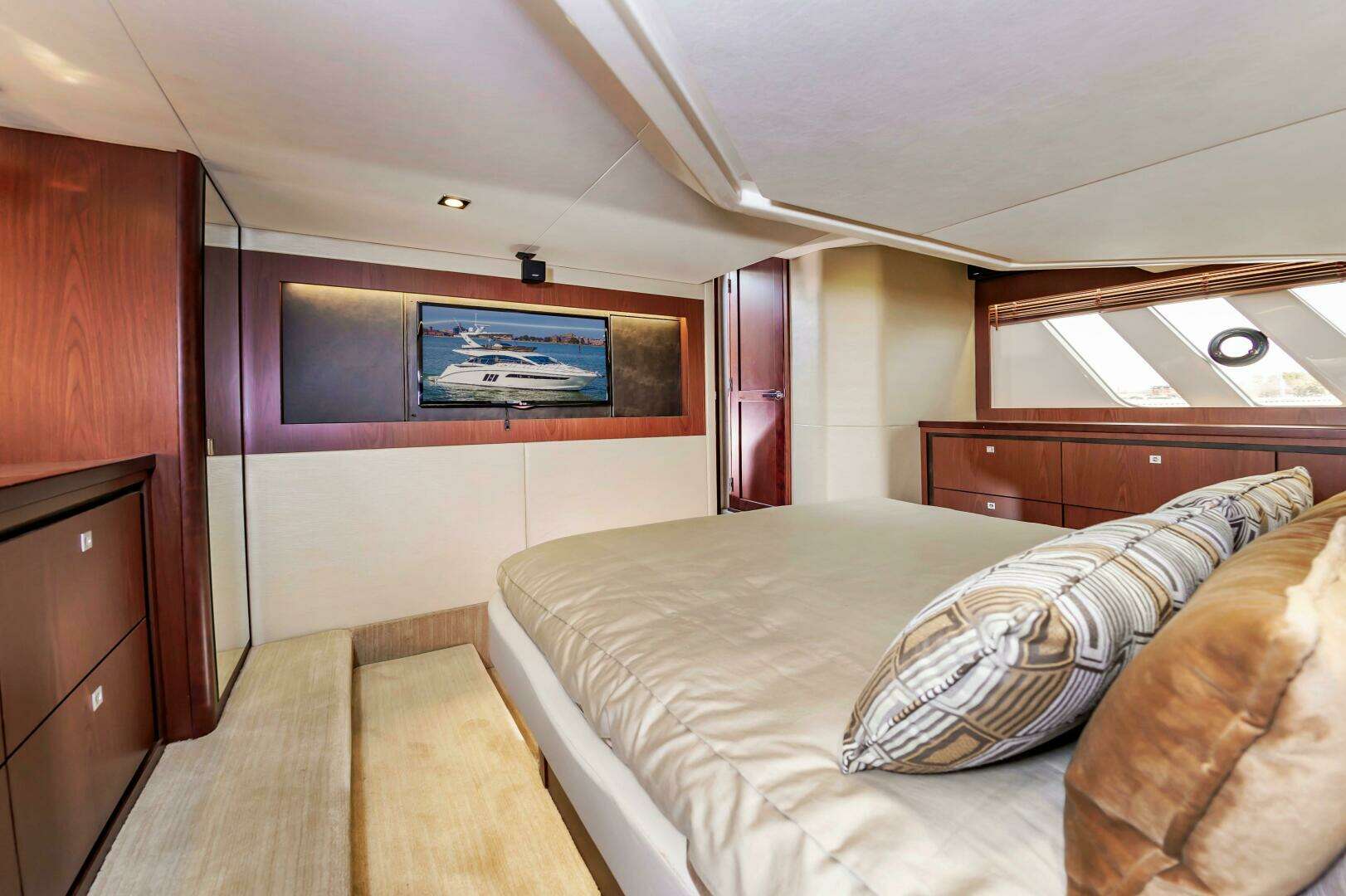 2015 Sea Ray 510 Fly - Image 38