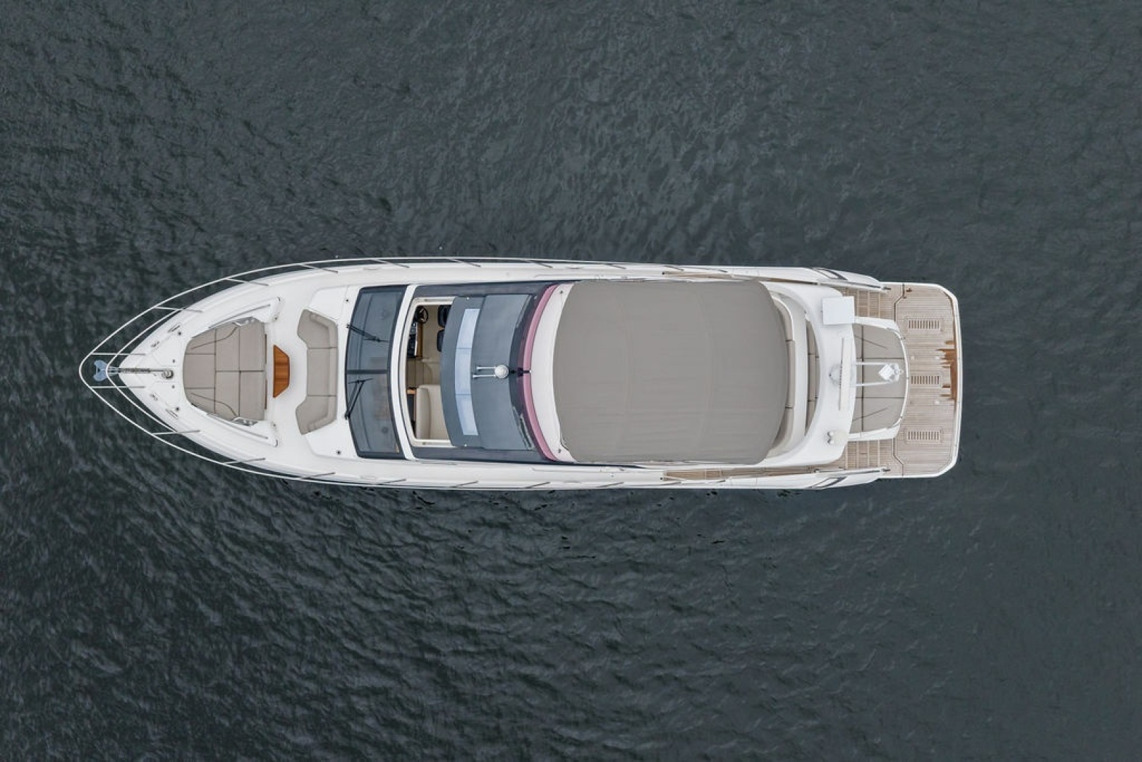2020 Princess S62 Sportbridge - Image 10