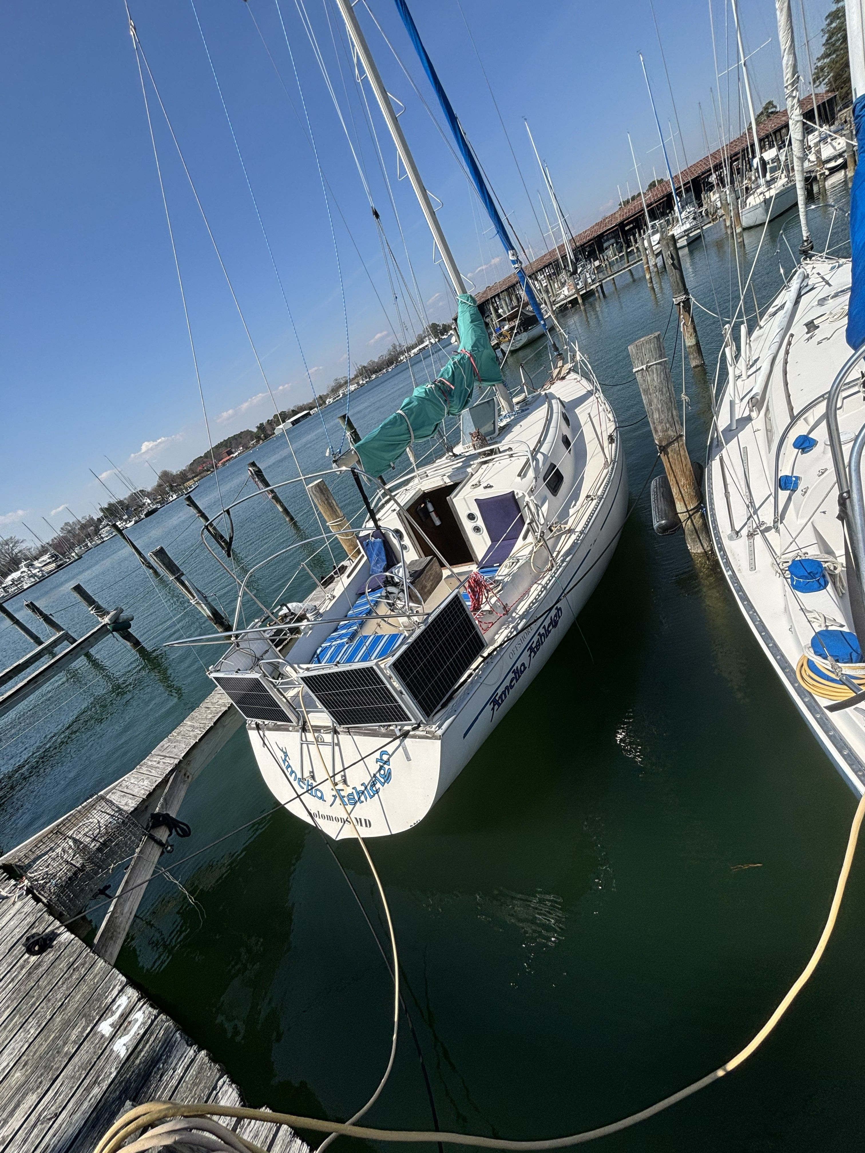 1979 Offshore Yachts sloop