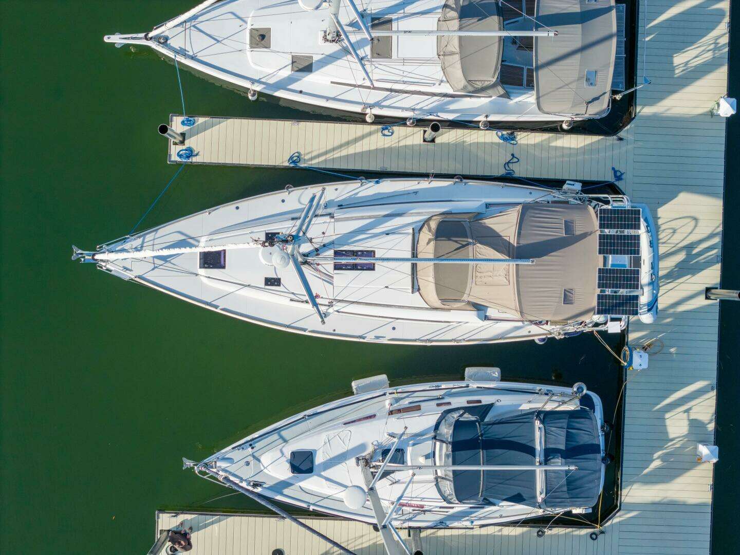 2016 Jeanneau 439 - Image 10