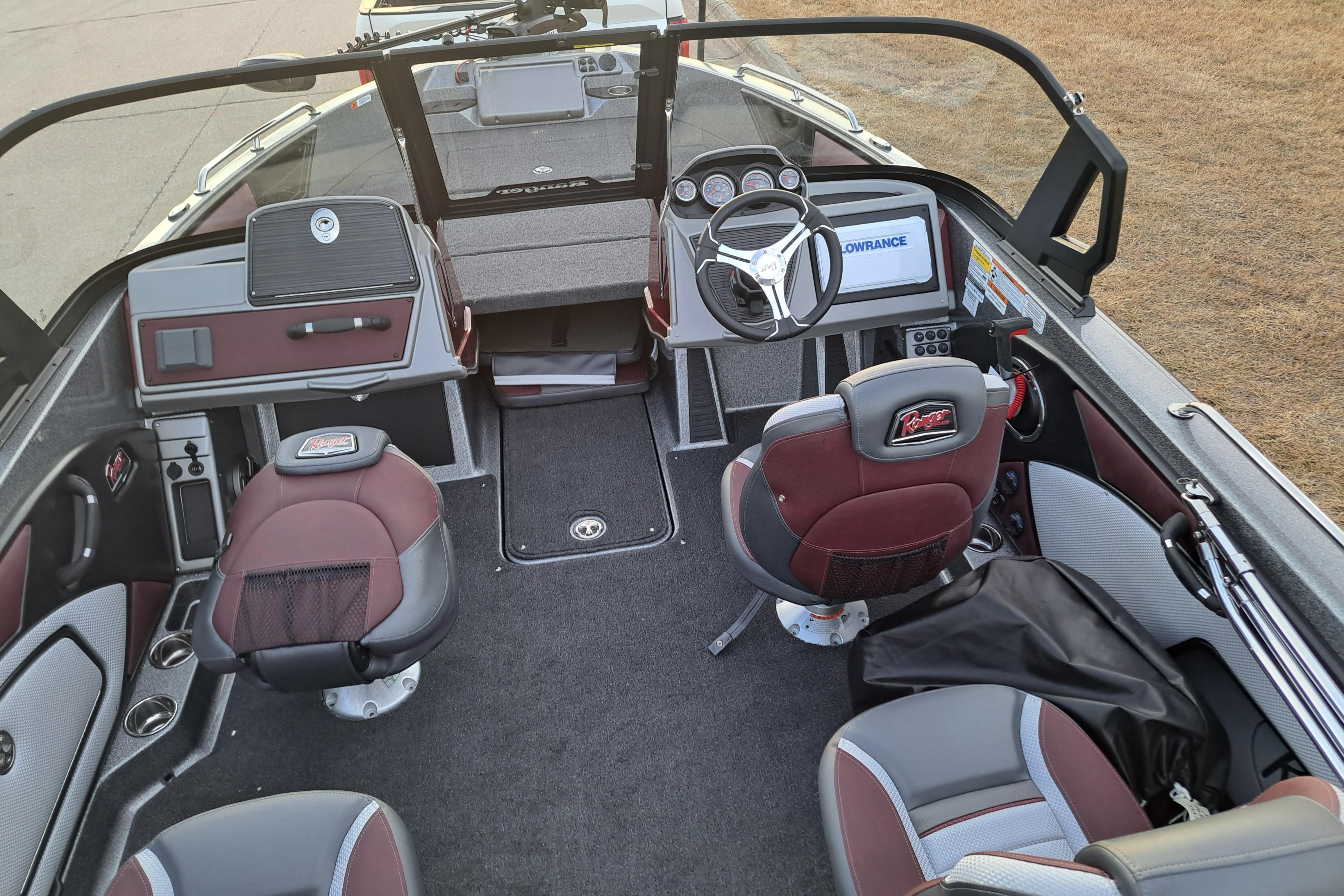 2026 Ranger 1850MS boat interior with modern dashboard and seating.