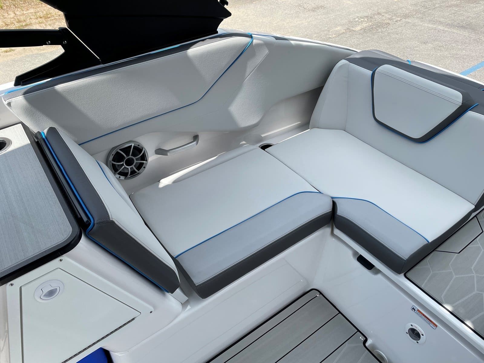 2021 Yamaha Boats 252XE - 10