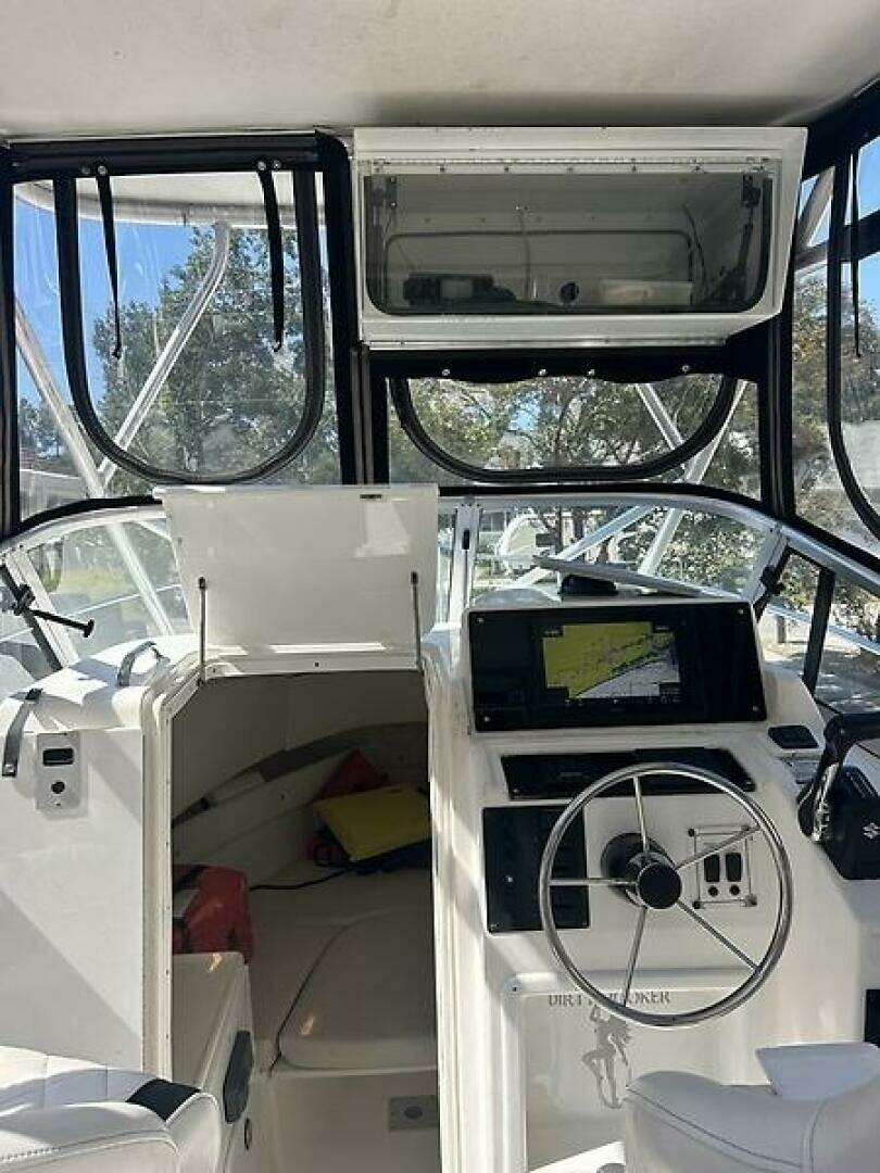 1999 Cobia 240WA - Image 5