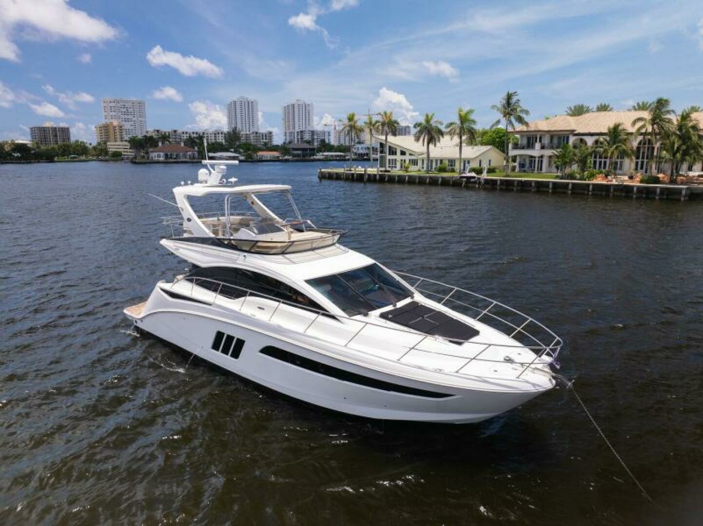 2016 Sea Ray 510 Fly - Image 2