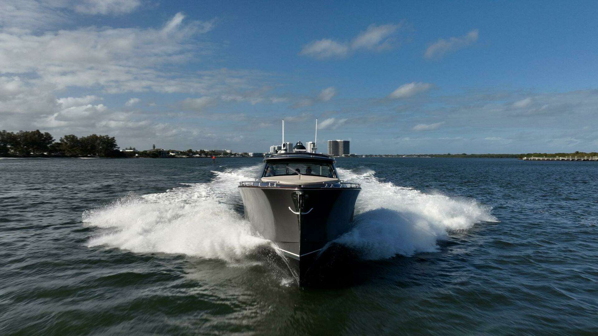 2025 Zeelander Z5 - Image 5