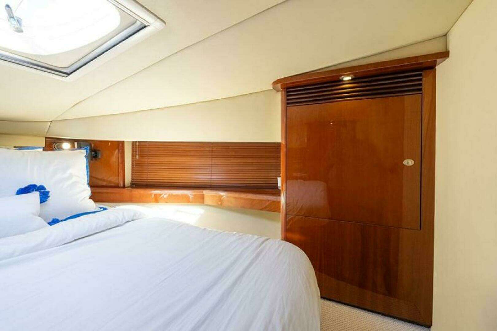 2007 Sea Ray 48 Sundancer - Image 29