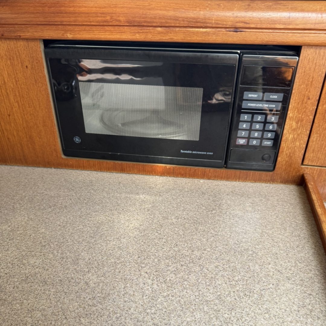 2002 Hunter 326 - Image 62