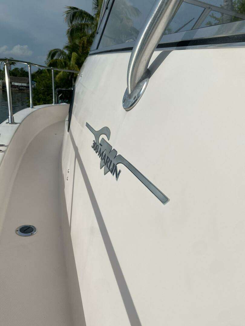 2005 Grady-White Marlin 300 - Image 11