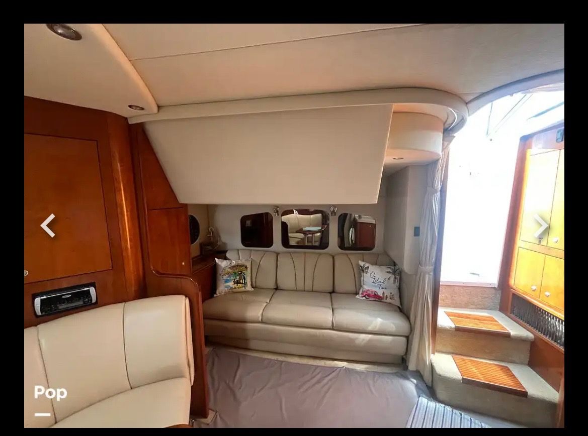 2004 Cruisers Yachts 370 Express - 14