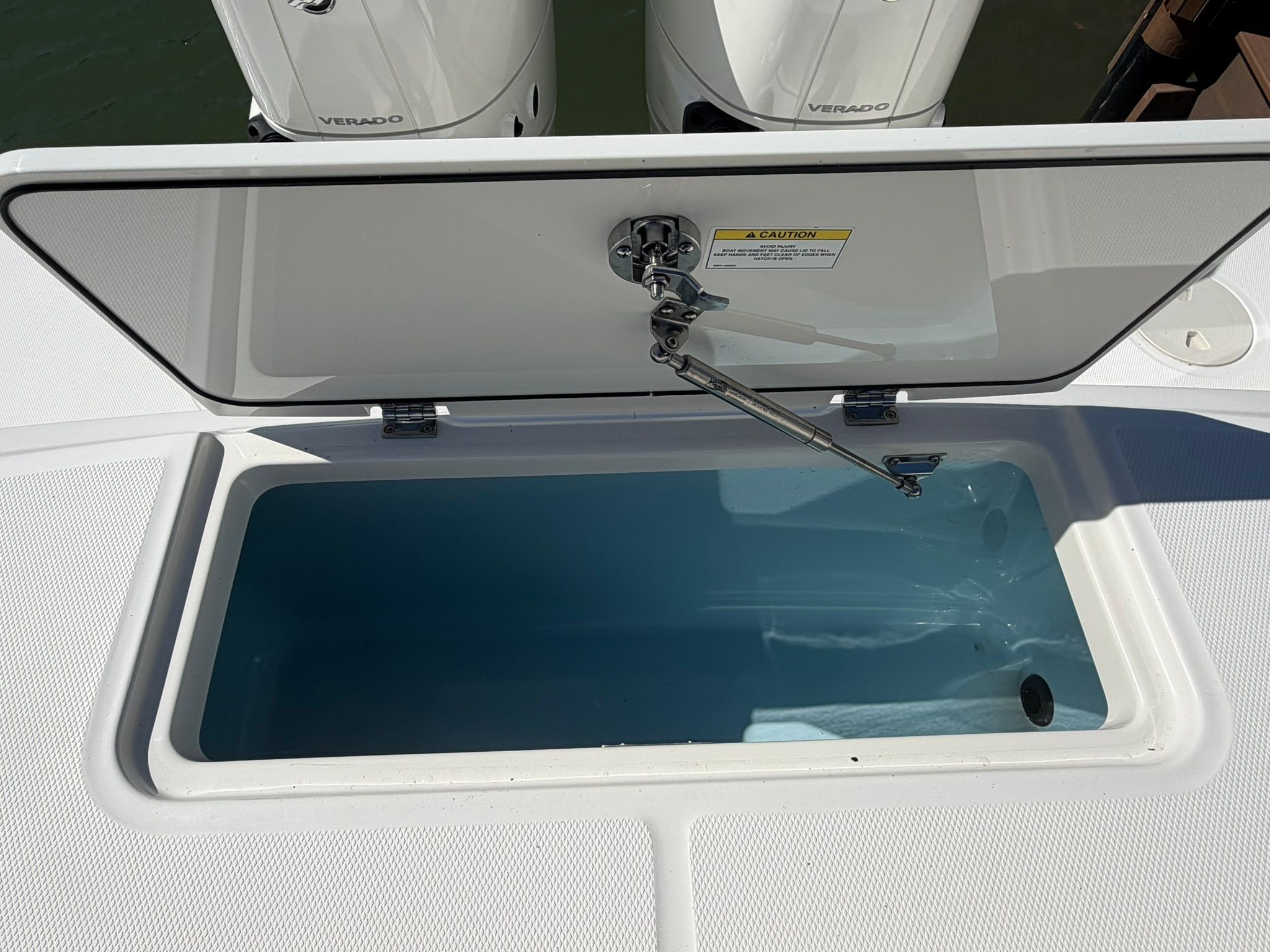 2024 Boston Whaler 330 Outrage - 11