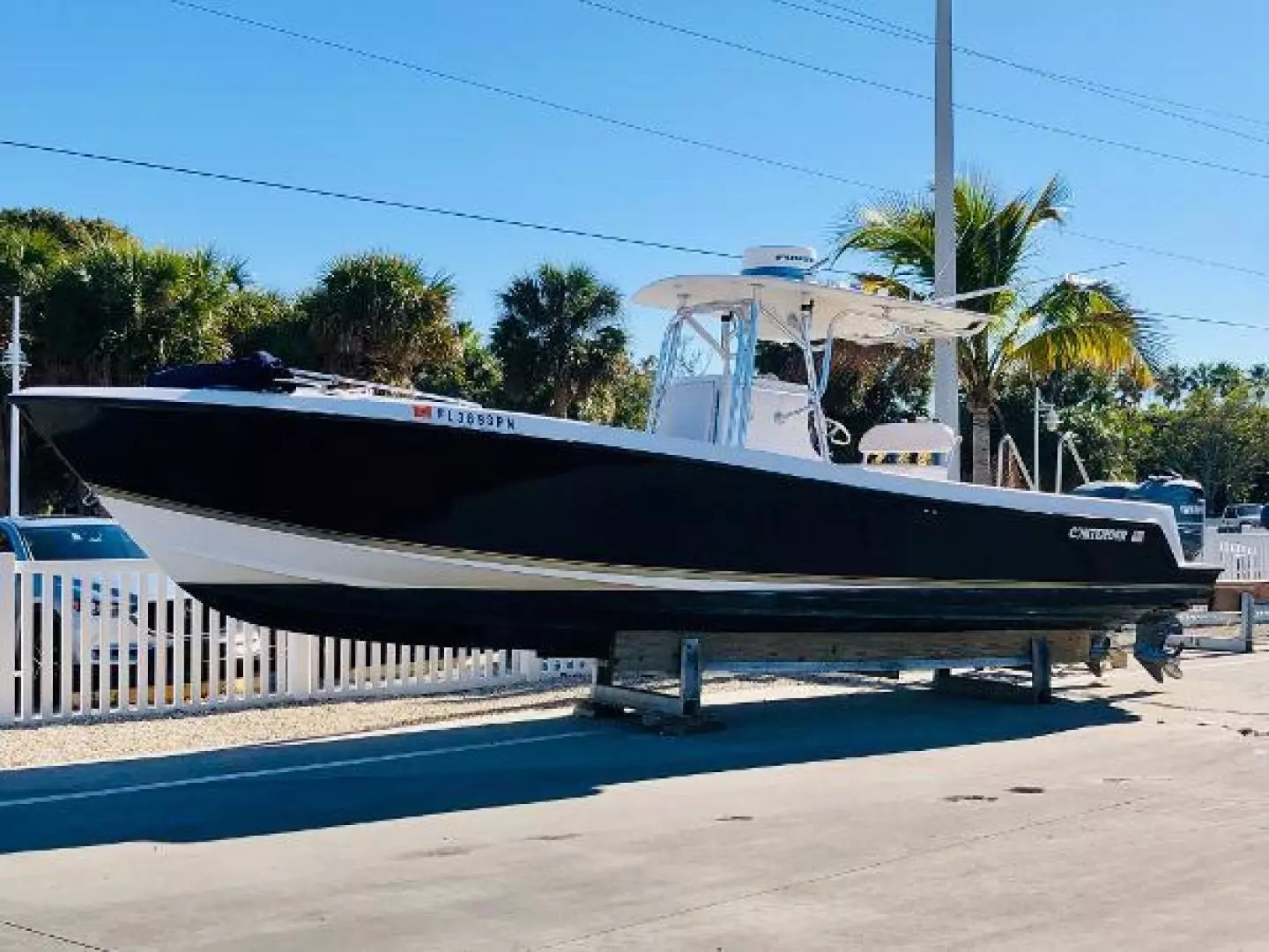 2004 Contender 31 Open - Image 4