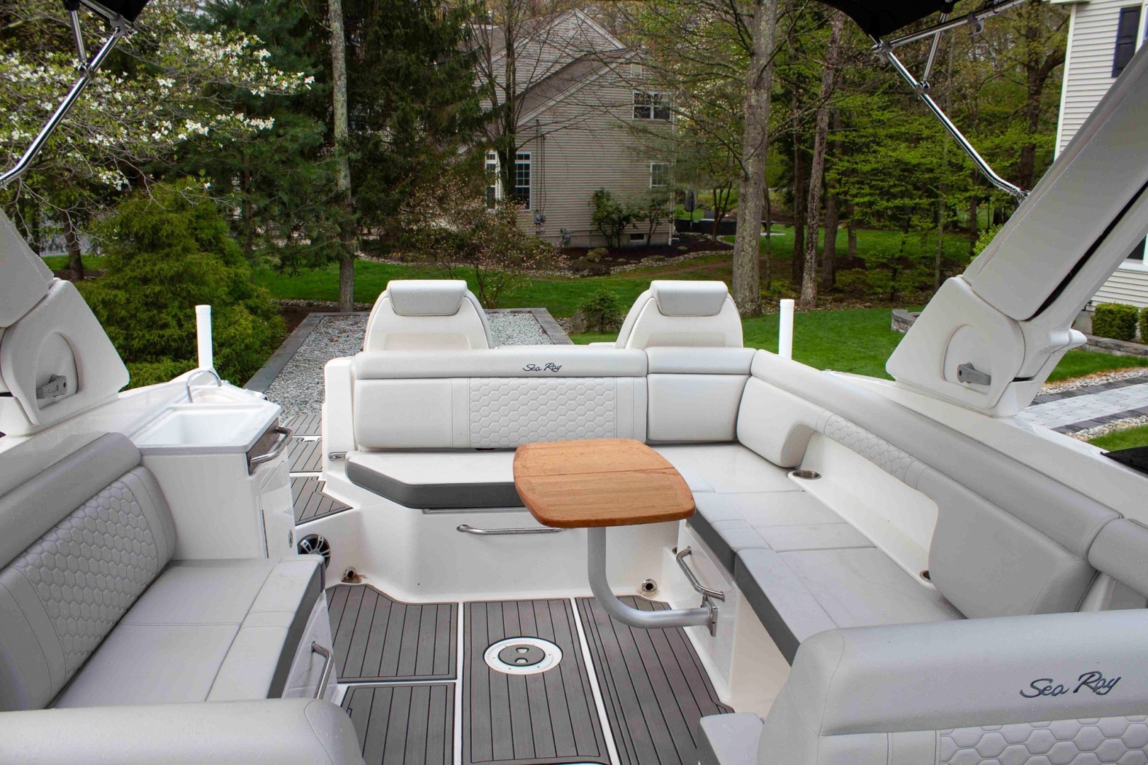 2024 Sea Ray SDX 290 - Image 7