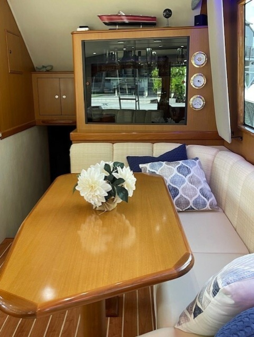 2003 Post Sportfish - Image 11