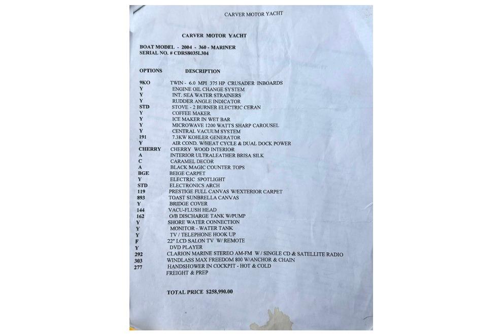 2004 Carver 360 Mariner yacht options list with features and total price.