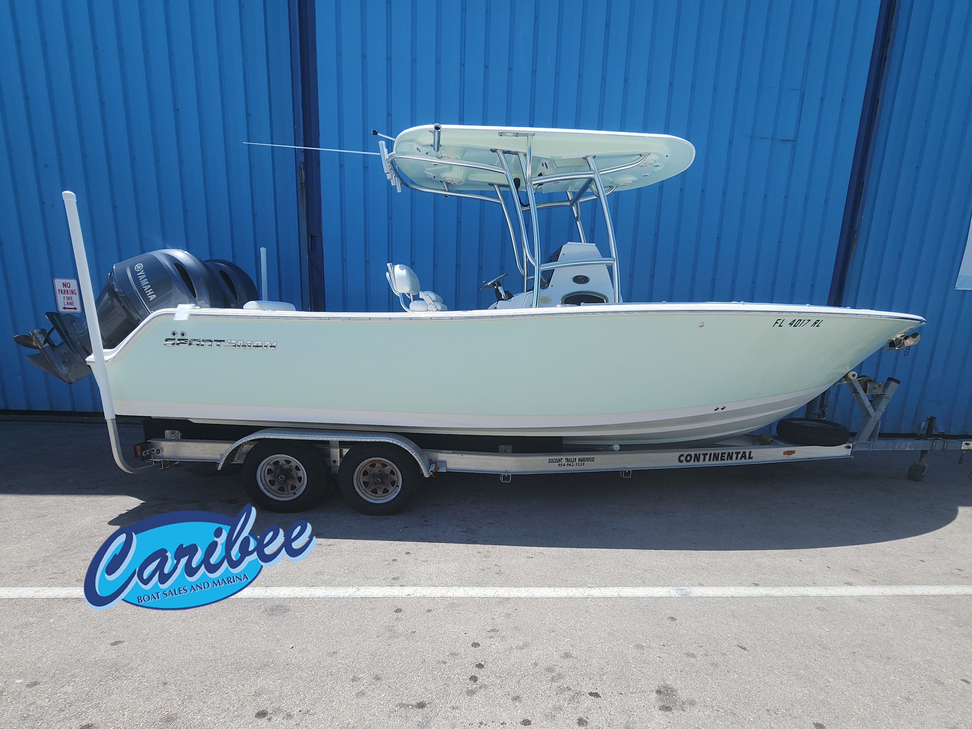 2018 Sportsman Open 252 Center Console